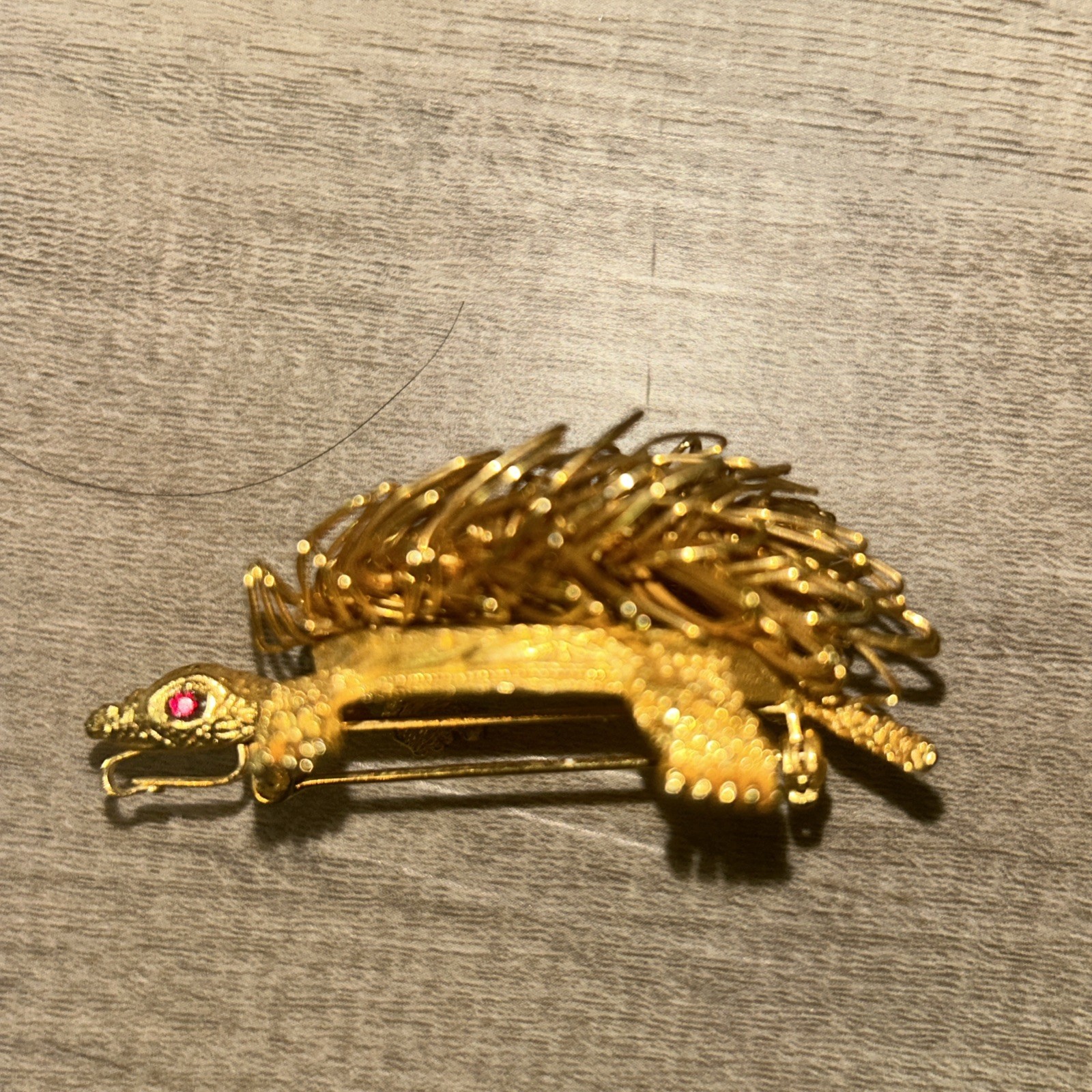Vintage Turtle Brooch Pin Wire Work 70’s Gold Tone Red Crystal Eyes Whimsical