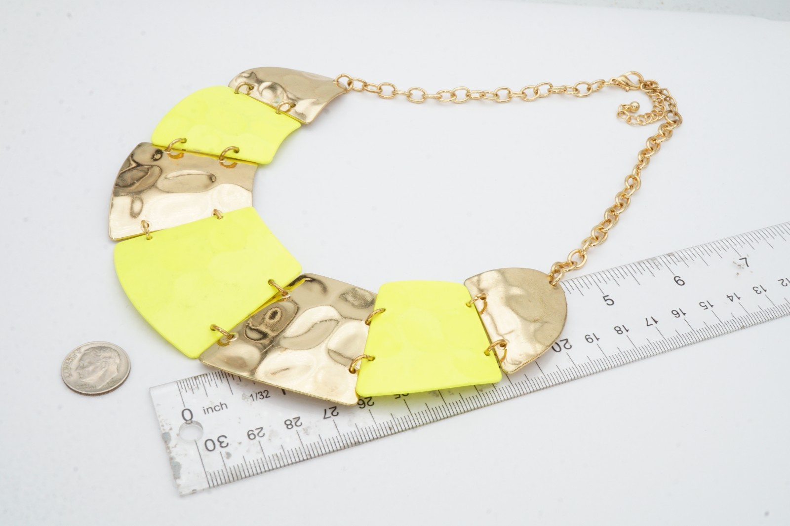 Vintage Necklace Gold Tone Yellow Enamel 18″