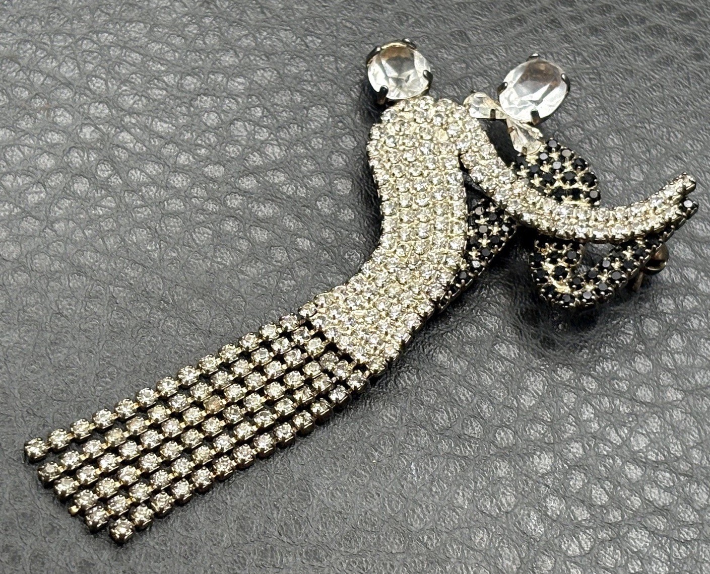 Vintage Rhinestone Dancing Couple Brooch Pin Black Clear Crystal Art Deco Style