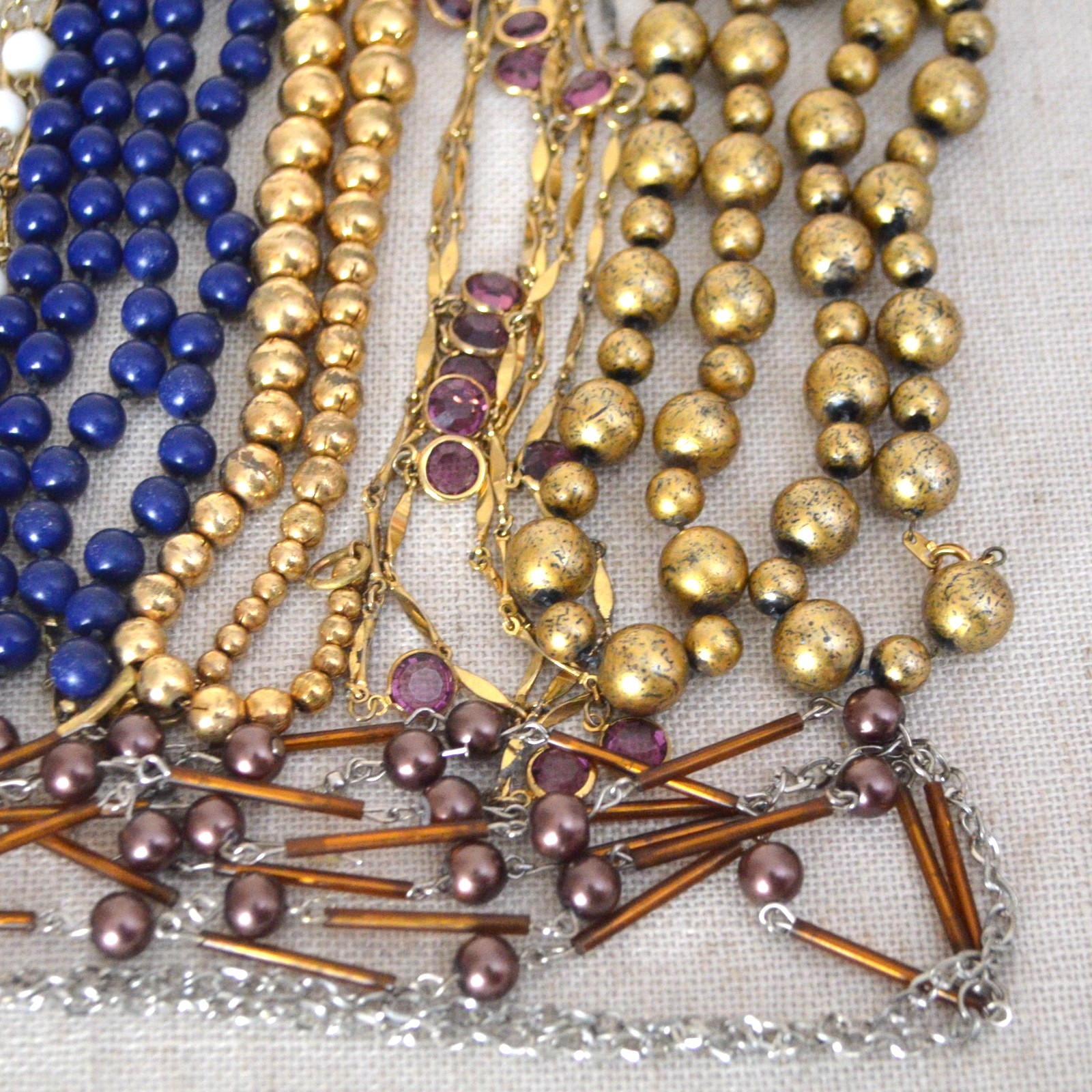 Vintage Wearable Necklace Lot 8 Piece Beaded Chain Jewelry circa 1980s-1990s
