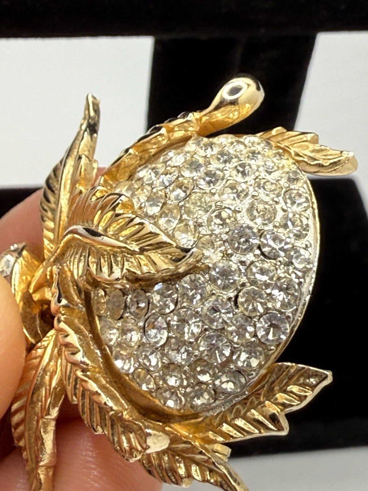 Vintage Coro Brooch Pin Bulbous Rhinestone Flower Bud Gold-tone Finish High End
