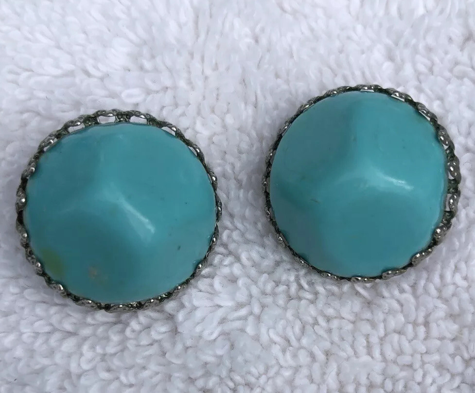 Blue, Turquoise & silvertone chunky bead necklace and clip turquoise earrings