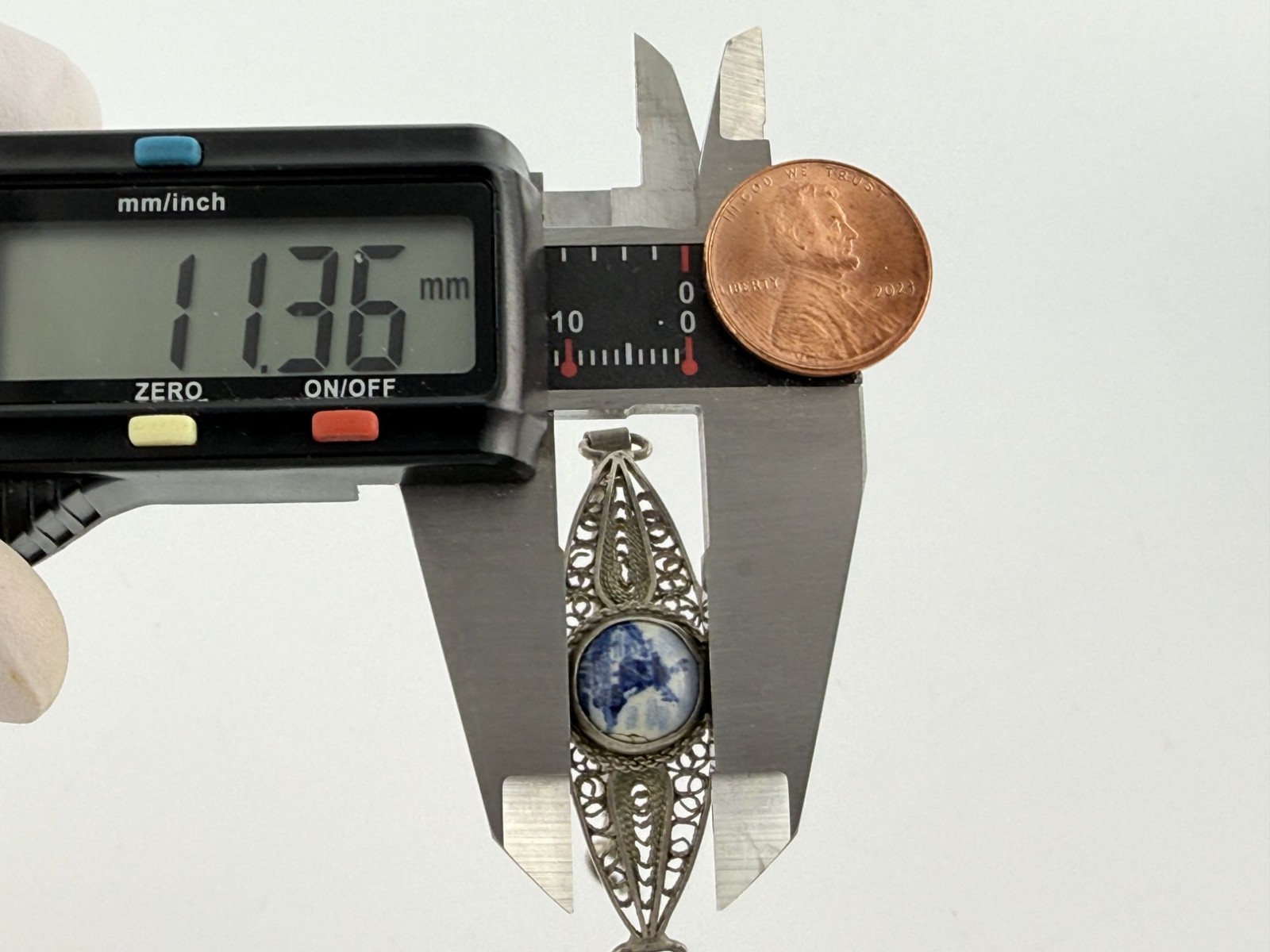 Vintage 800 Silver Filigree Blue Delft Dutch Porcelain Windmill Bracelet 7.25 In