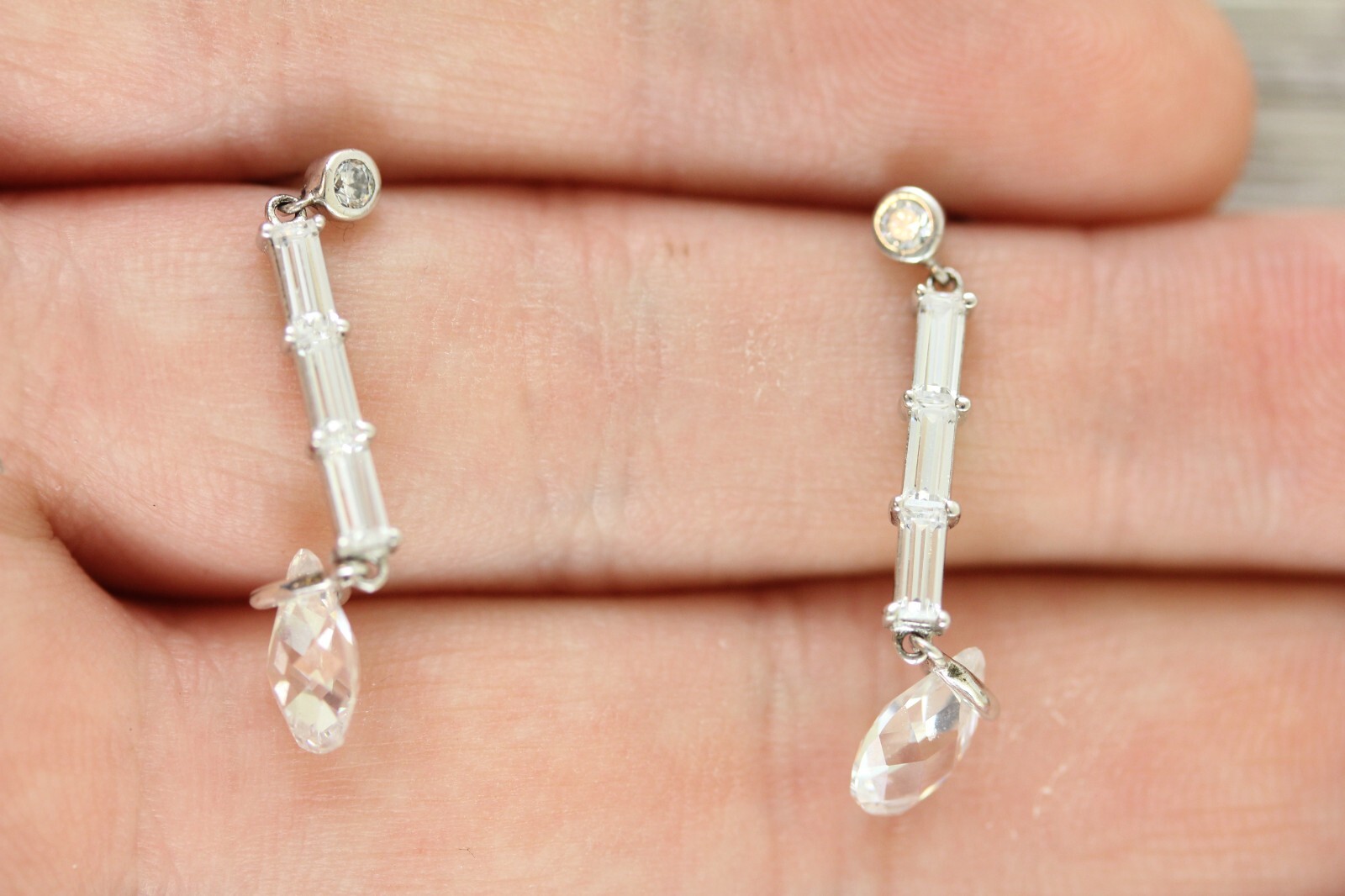 VINTAGE CZ STERLING SILVER DROP DANGLE EARRINGS 925 PRETTY DESIGNER CLASSIC