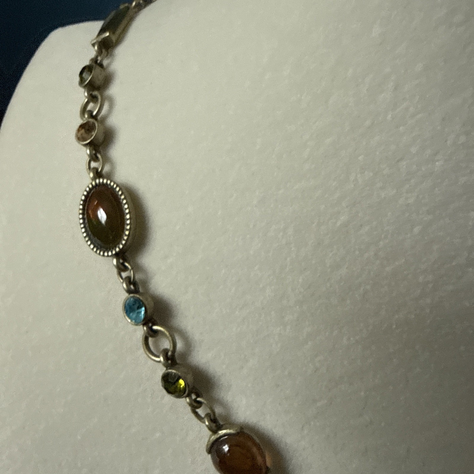 VTG Necklace With Multi Colored Stones Various Shapes /Sizes. Gold tone Chain
