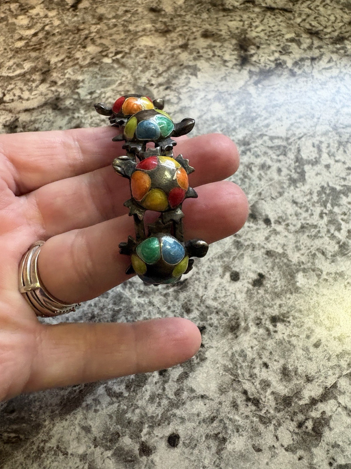 Vintage Turtle Bracelet Silver Tone Metal Green Enamel Floating Enamel Turtles