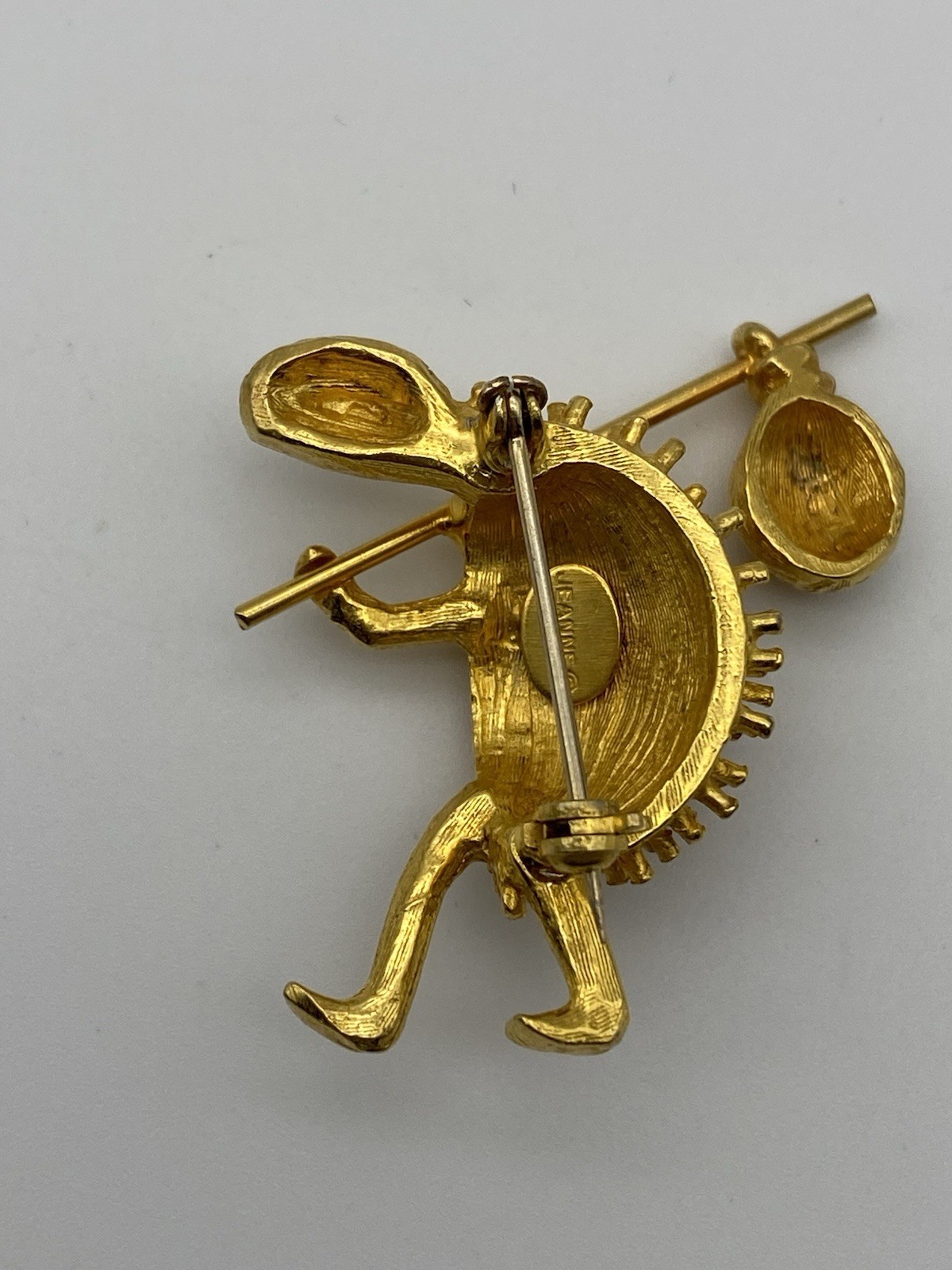 Vintage Signed Jeanne Hobo Gold Tone Green Eye Turtle Brooch Pin Jewelry