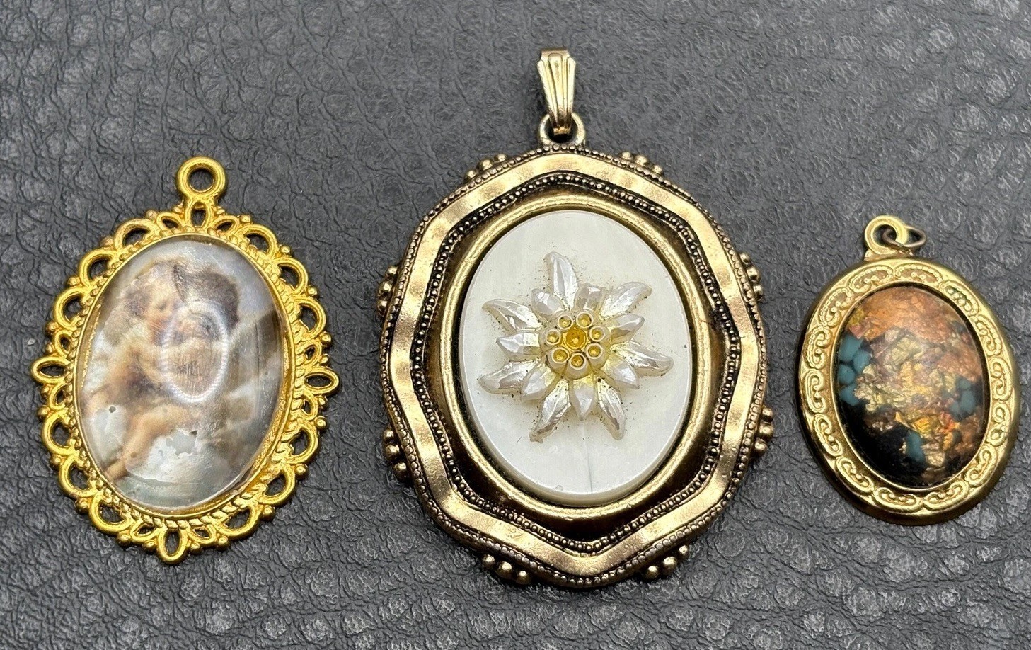 Vintage Flower Mother of Pearl Angels Cameo Style Oval Pendant Lot of 3