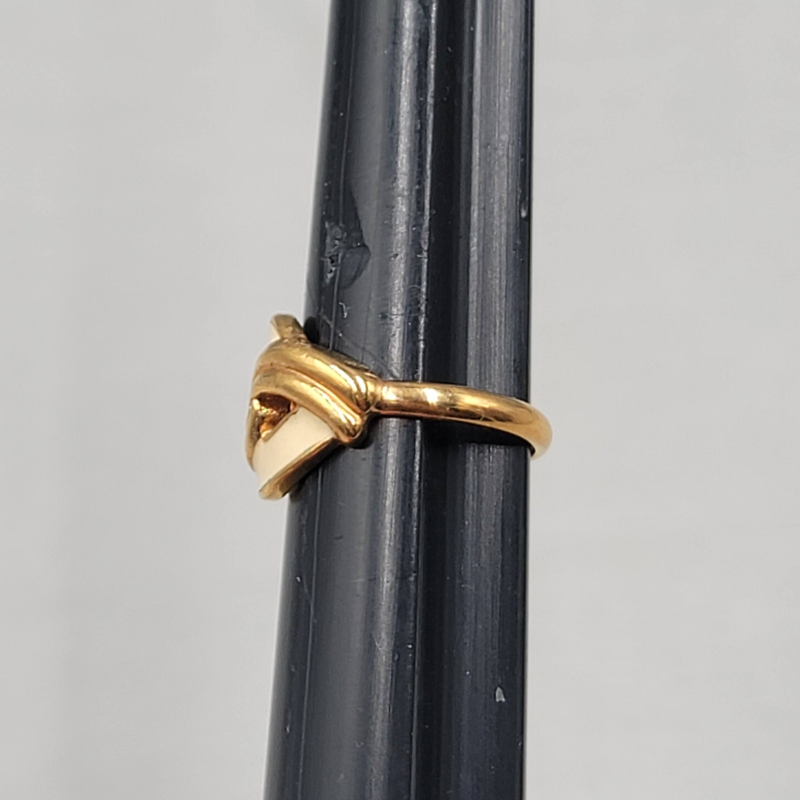 Vintage Ivory Enamel Ring Gold Plated Size 7.5 Unknown Signature