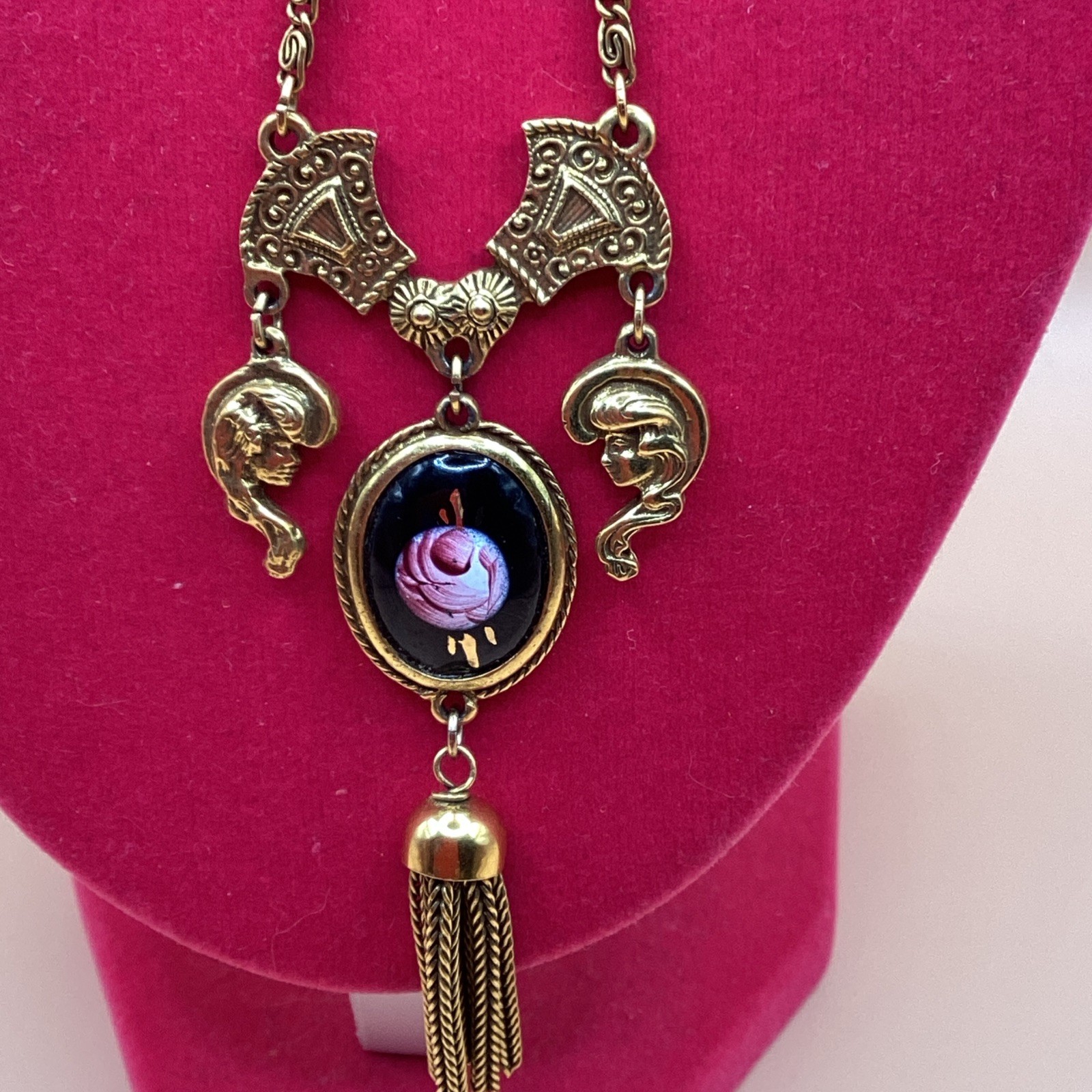 Victorian Revival Gold Tone Pendant Necklace W/ Black Oval Cameo Hand Painted