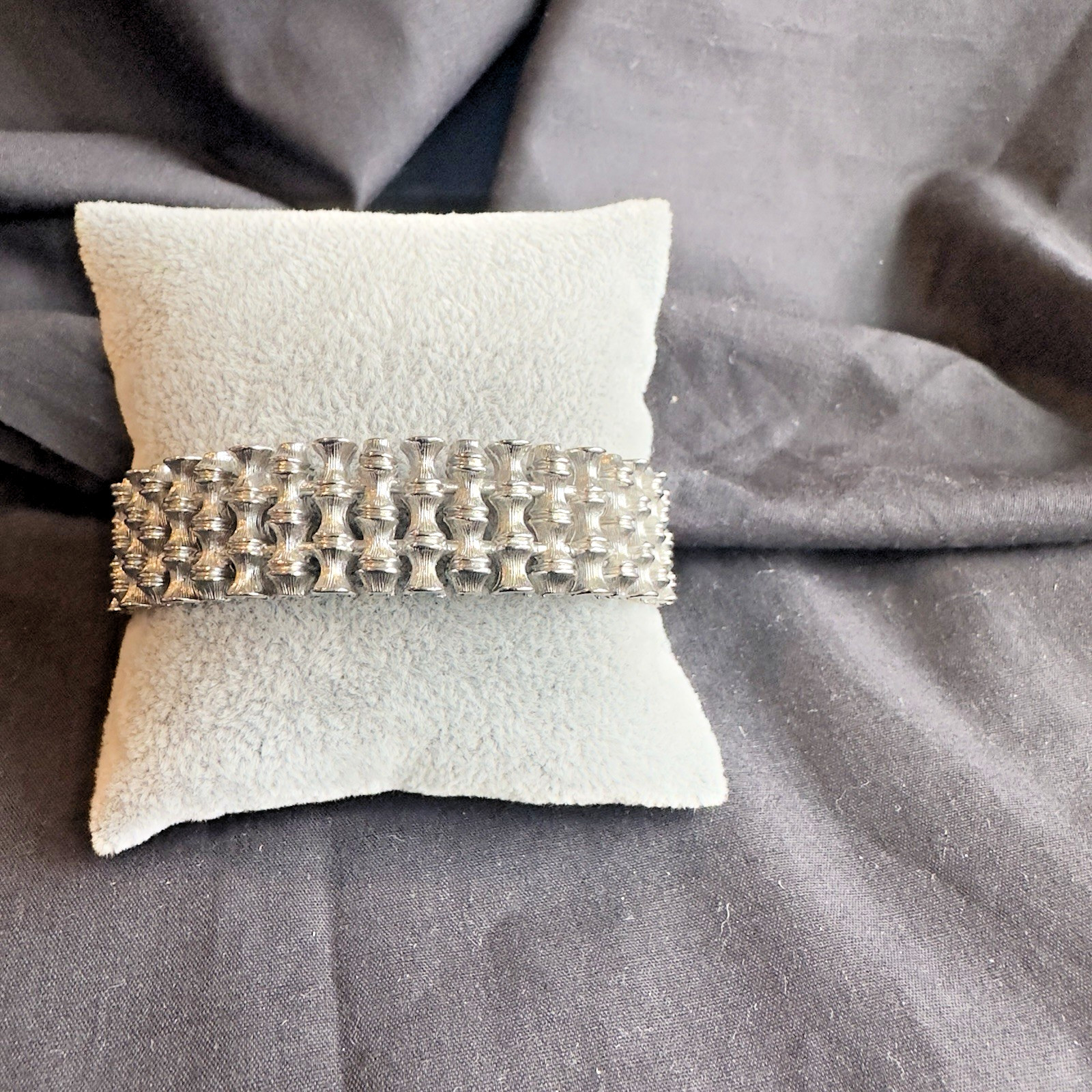 Vintage Cuff Bracelet Bangle Silver Tone Cuff Bamboo Design Good Quality Metal