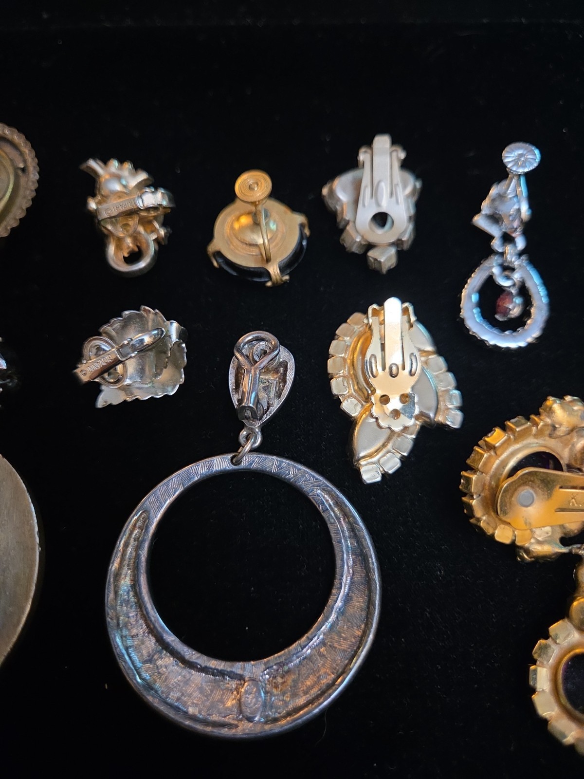 Lot Of Vintage Costume Jewelry Single Earrings Clip On Signed Arthur Pepper