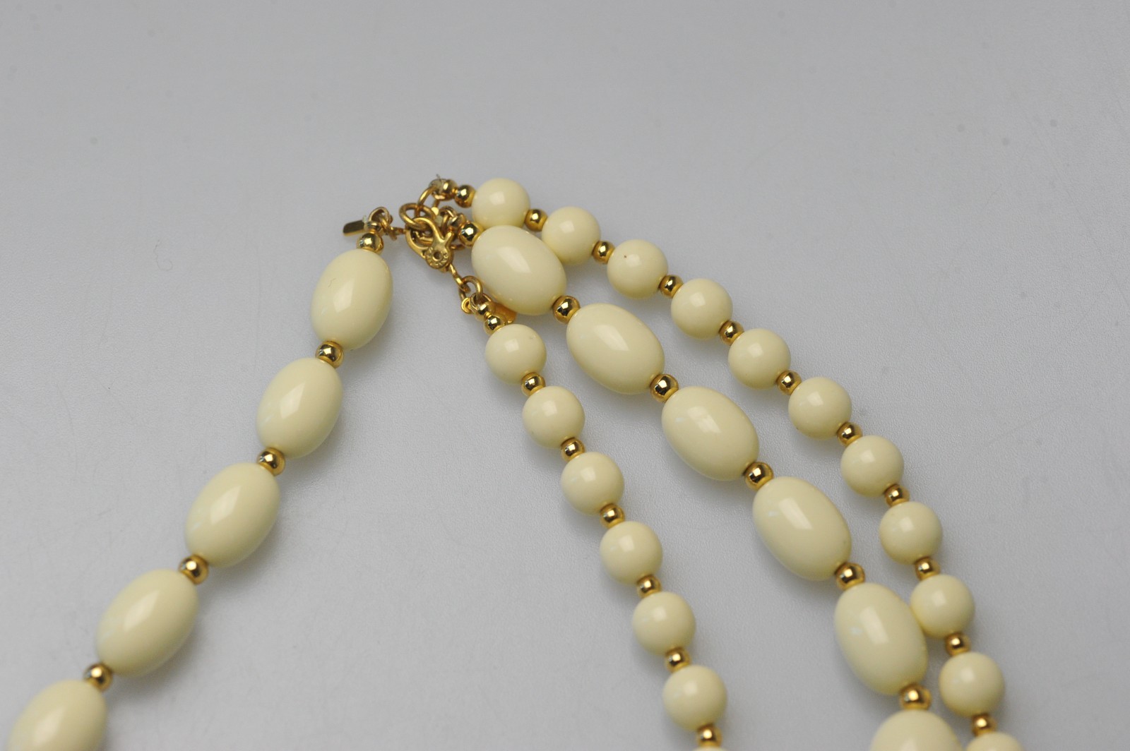 Necklace Monet signed LOT cream ivory gold tone bead beaded ZD19