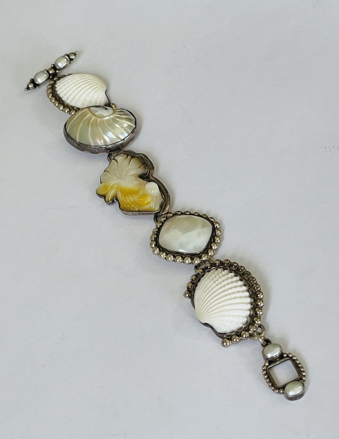 Vintage Sterling Silver AMY KAHN RUSSELL Mother Of Pearl Carved Fish Bracelet
