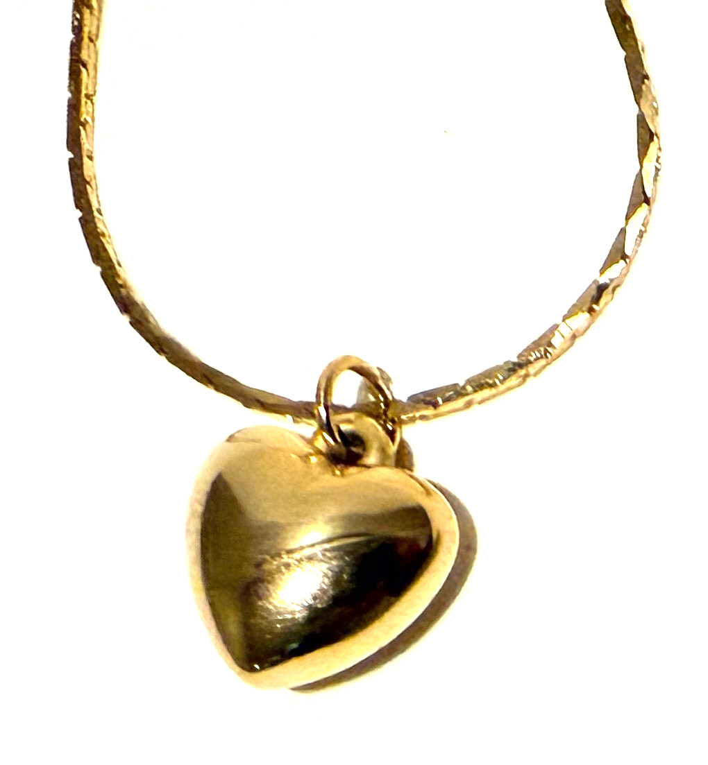Bracelet Gold Tone Cobra Chain with Puffy Heart Korea Valentines Day