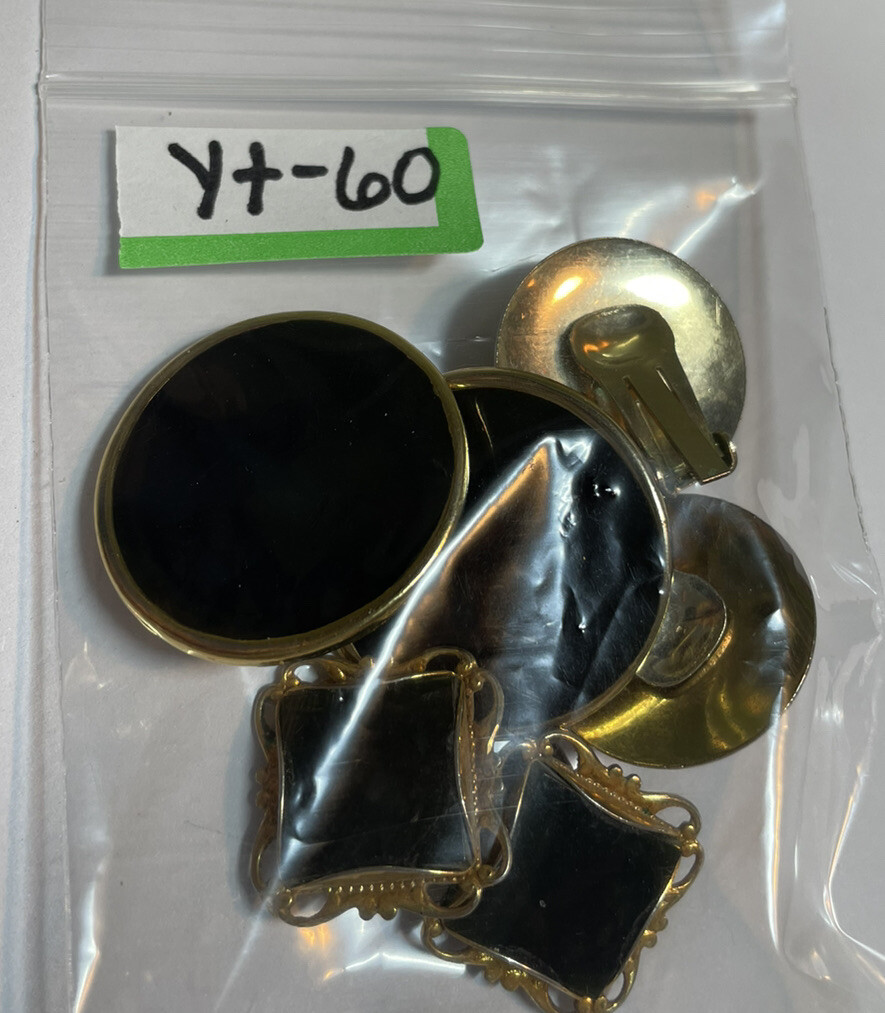 Vintage Gold Tone 3 Pair Clip On Earrings Jewelry YT-60
