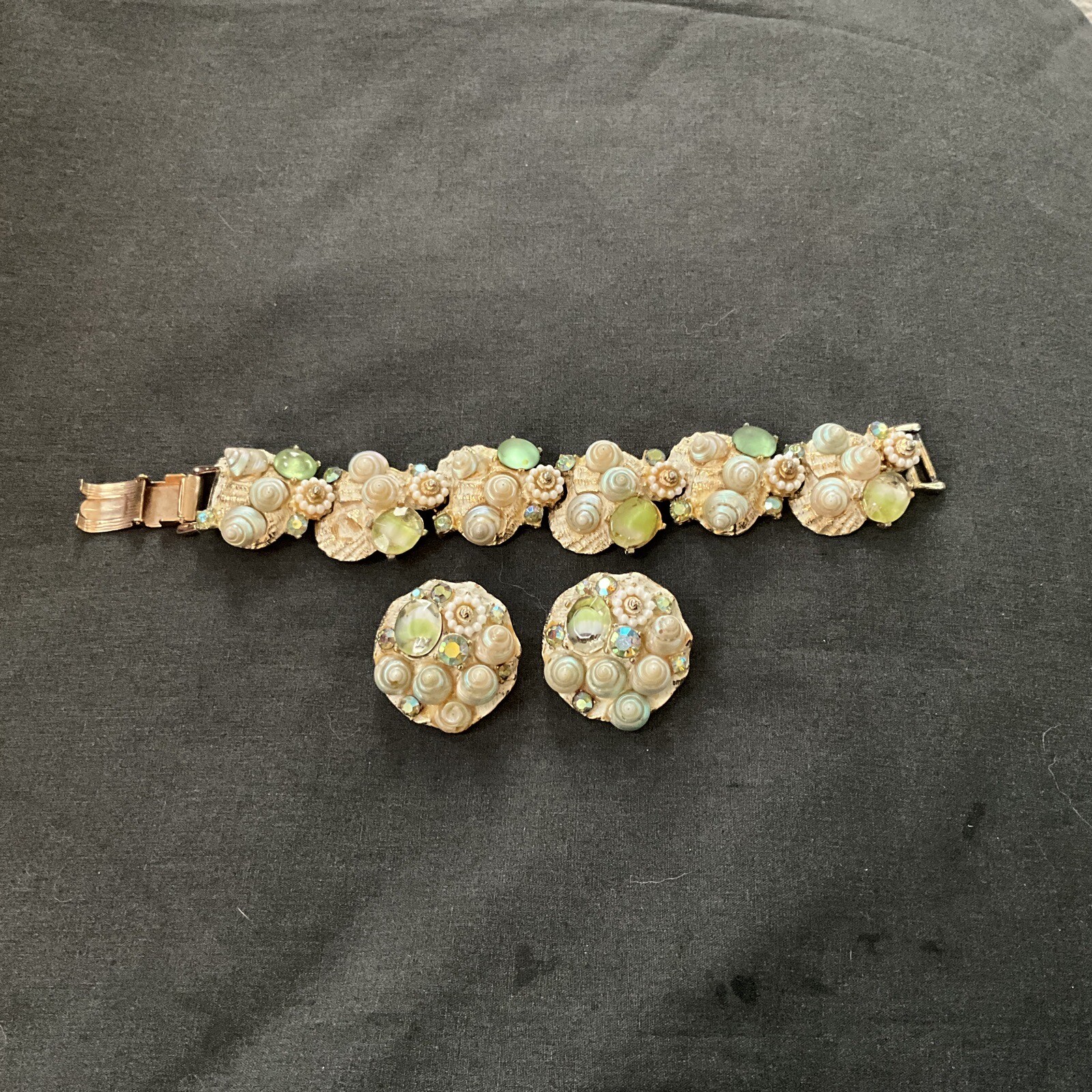 Vintage Art SEASCAPE Shells, Pearls, Rhinestone Bracelet and CLIP Earrings RARE!