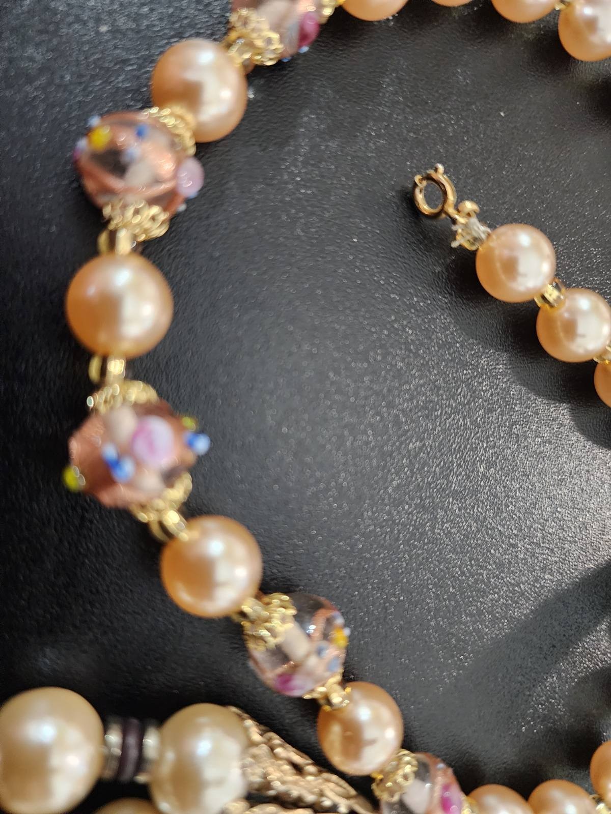 Vintage jewelry set of 22 in vintage purse