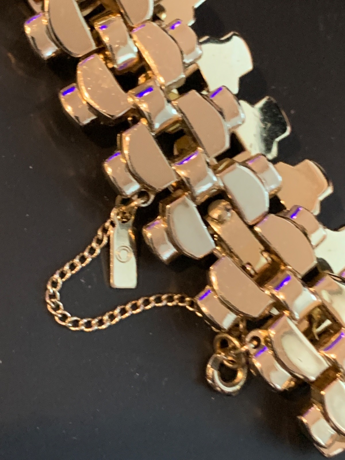 Vintage Monet Bracelet Articulated Gate Link Chain Gold Plated – wSafetyChain