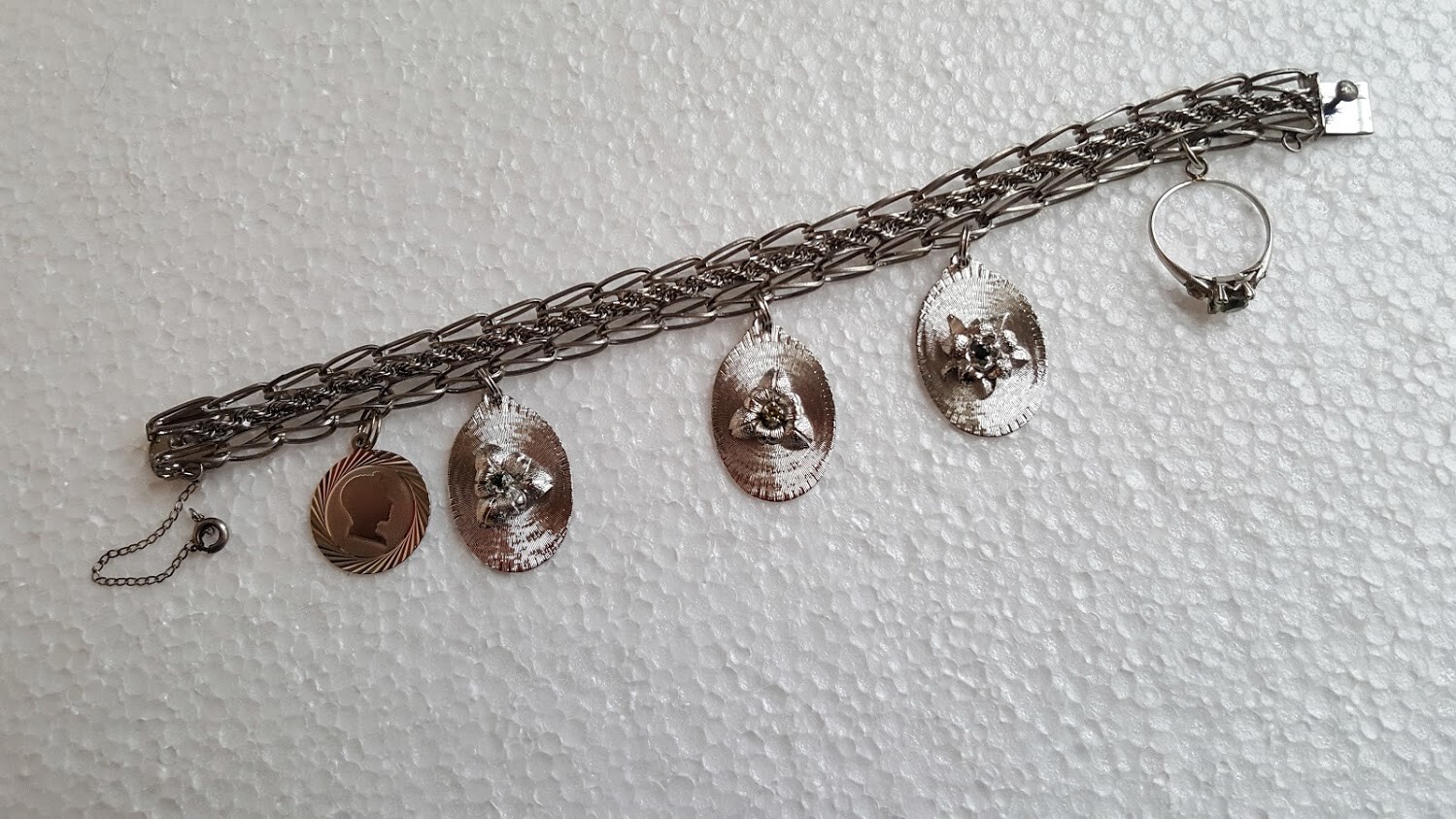 Great Vintage Sterling Starter Charm Bracelet With Charms 7 1/2″ Long