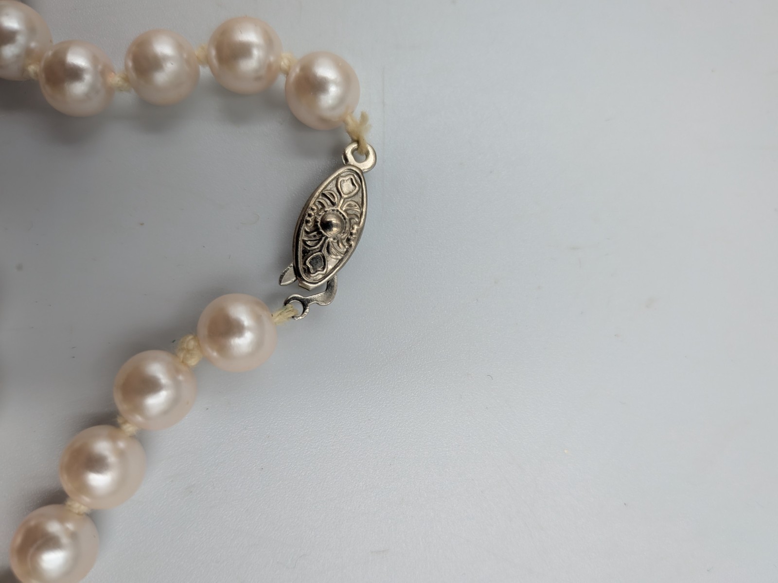 Vintage Faux Pearl Necklace Knotted with silver tone fish- hook clasp unbranded