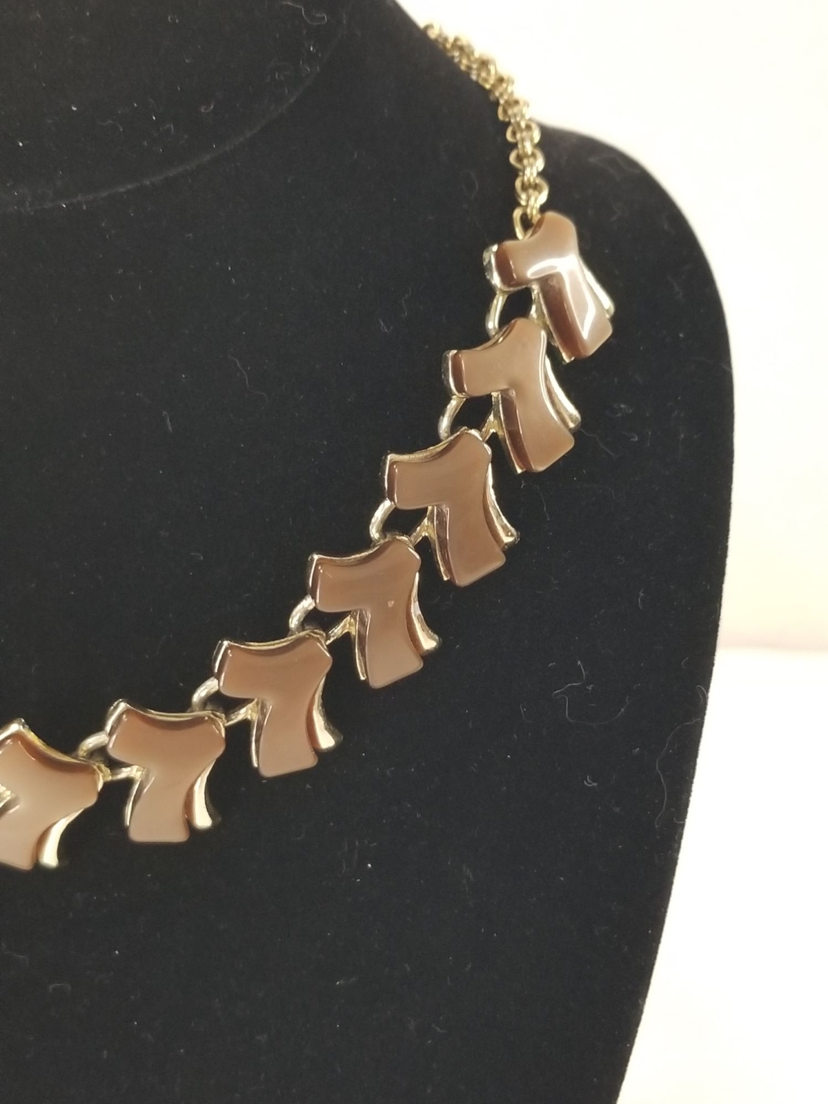 Choker Gold Tone Brown Seven Necklace Extender With Artichoke Retro Fun Vintage