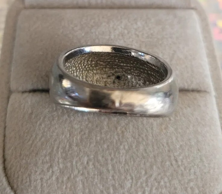 Sterling Silver heavy CZ Band Cocktail Ring size 7 3/4 ✨️ Possible 8. Read