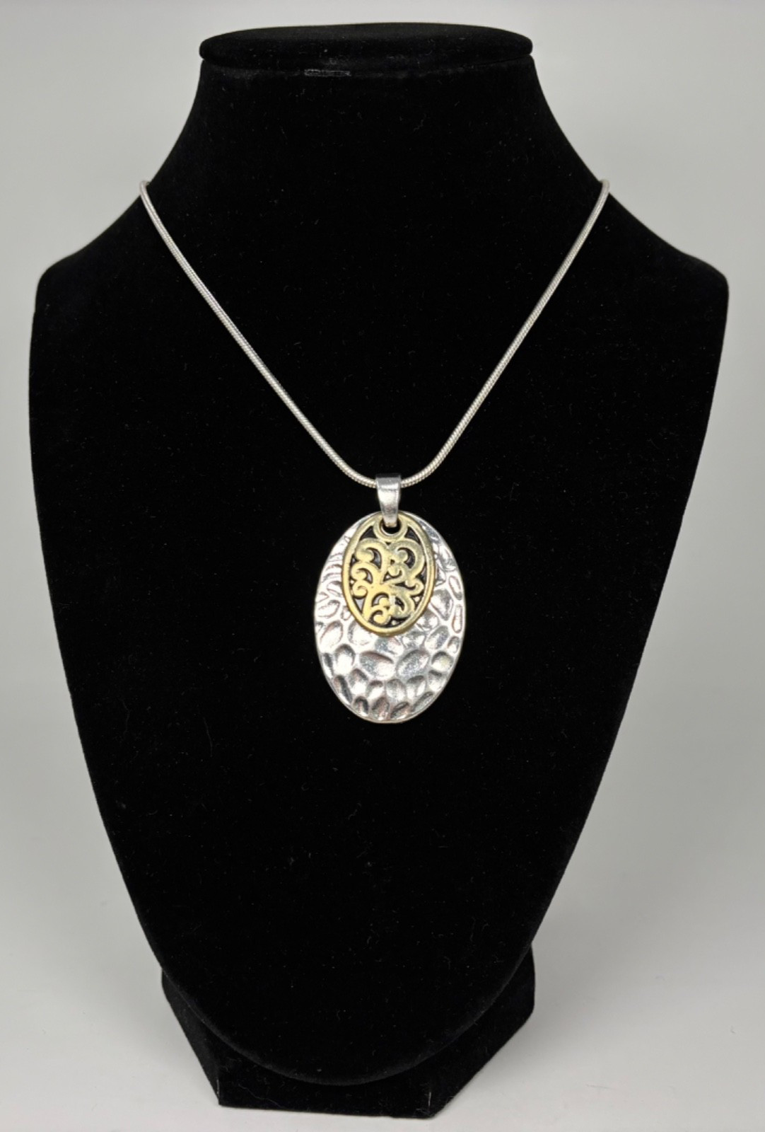 Lot 3 Vintage Costume Jewelry Necklaces Pendants Monet Avon Abalone Blue Beads