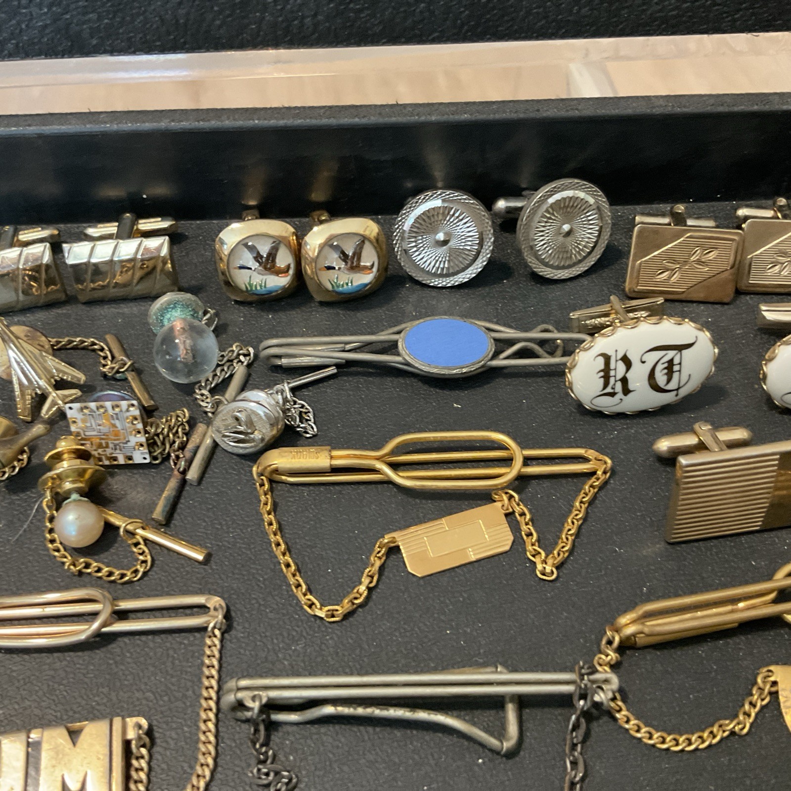 VTG 101 PC MEN’S JEWELRY LOT CUFFLINKS TIE BARS CHAINS TACS & SETS 14 SWANK! +++