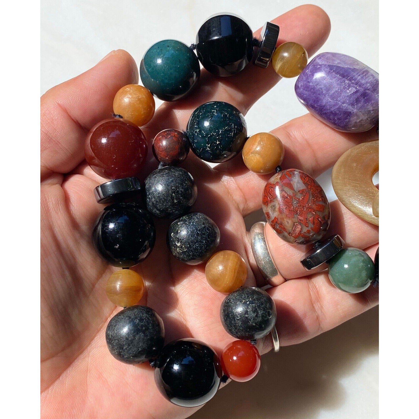 LARGE VINTAGE MIXED GEMSTONE MULTICOLOR BEAD ARTIST MADE NECKLACE HORN CLASP 19″