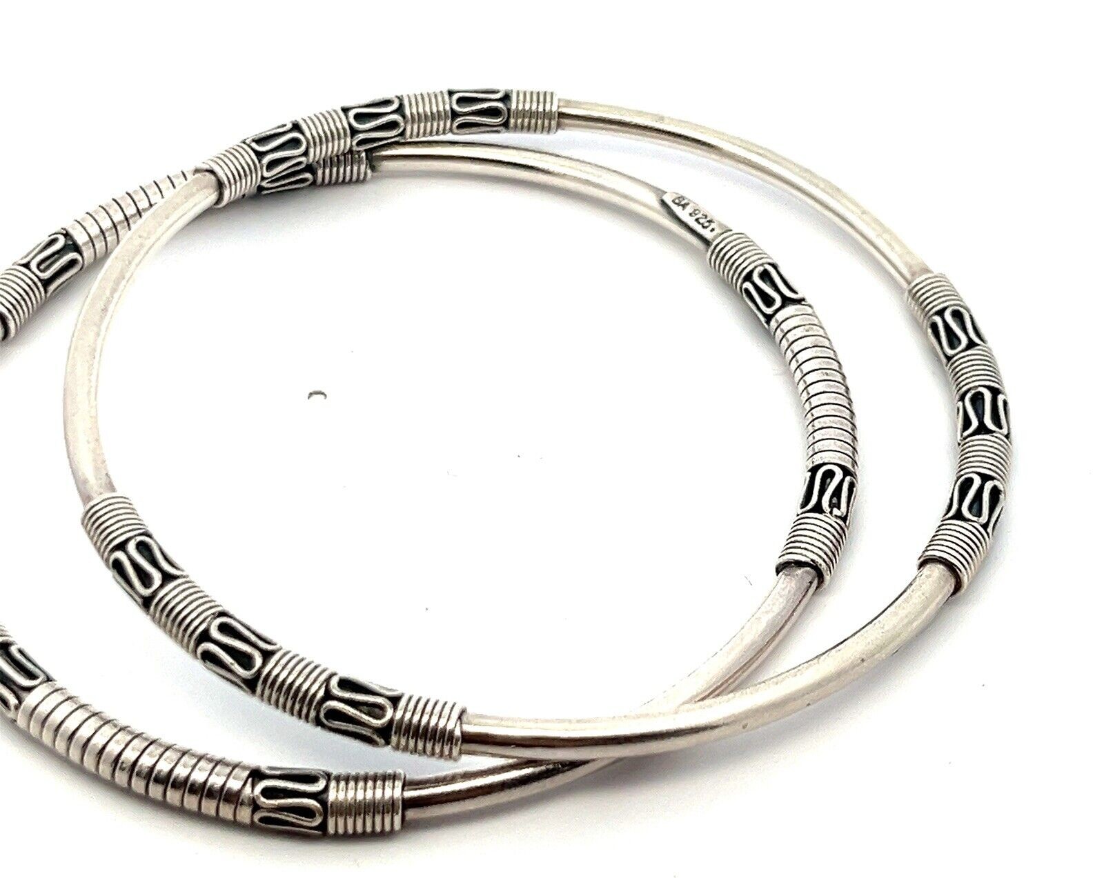 Set of 2 Vintage 925 Sterling Silver BA Suarti Bali Bangle Bracelets 21.4g