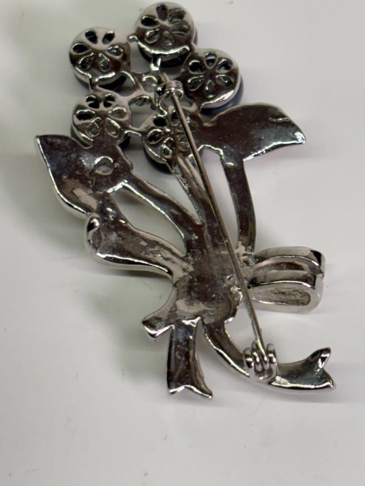 Dark Gray Pearl And Rhinestones In Silver Setting Brooch