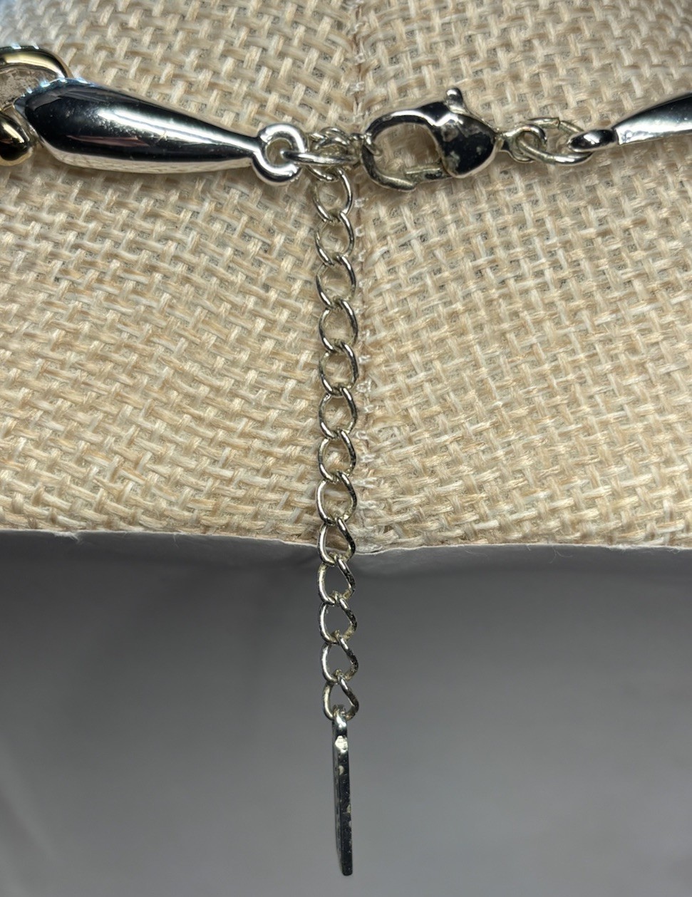 Vintage Napier Two Tone Hugs Kisses XO Link Necklace 17-18” Silver Gold Tones