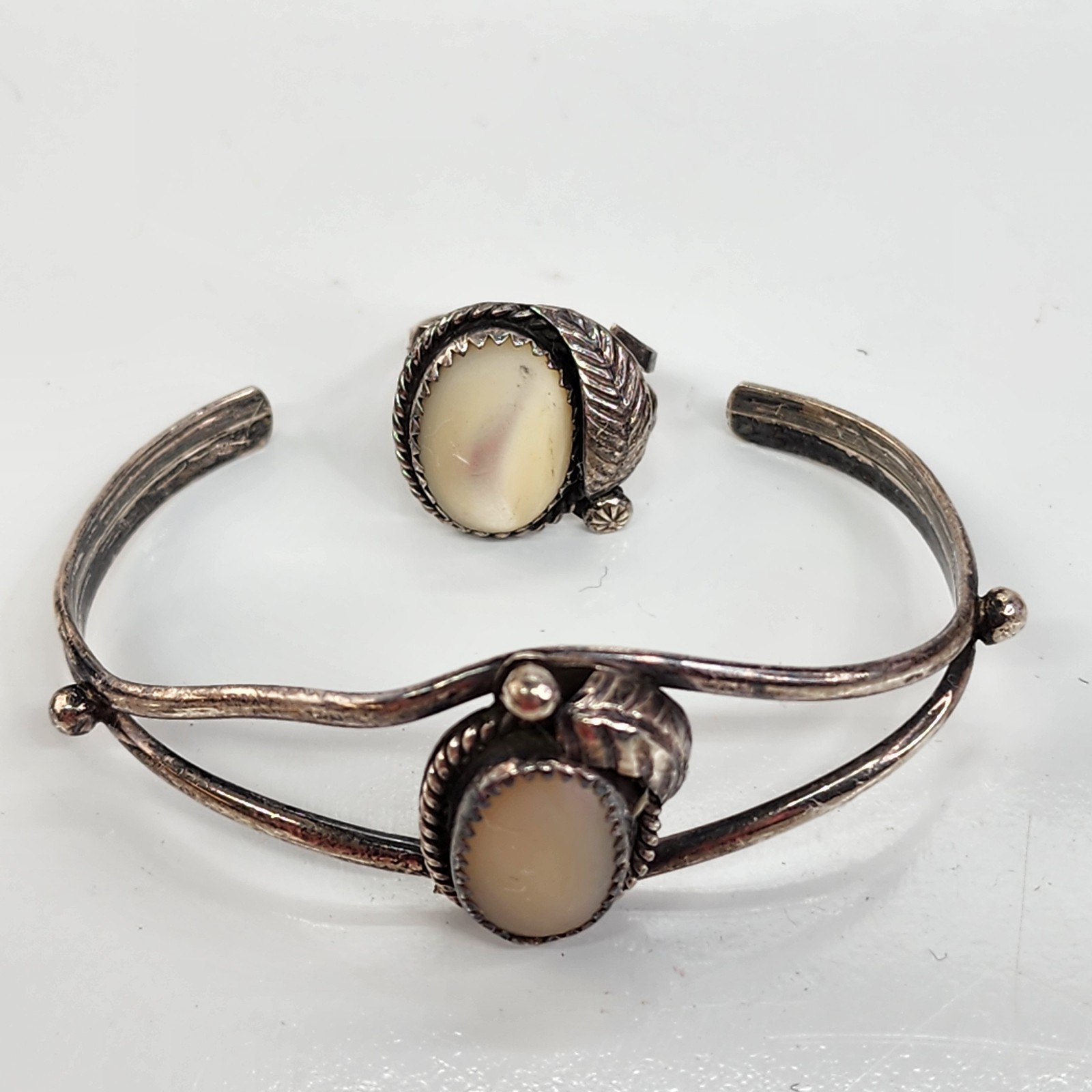 Vtg Mother of Pearl Bracelet Ring Set Silver Tone Boho 1980s READ Repairs Needed