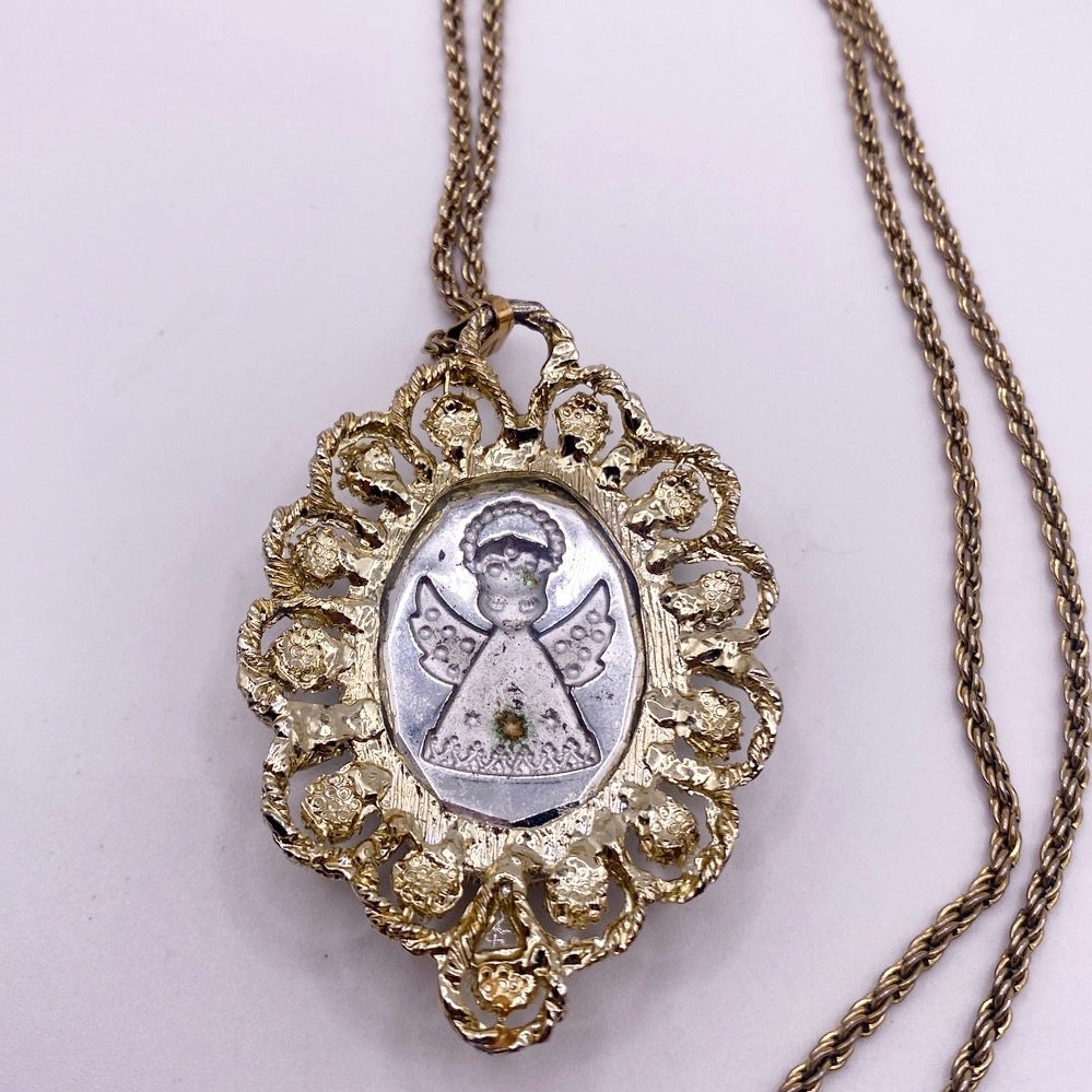 Vintage Glass Angel Intaglio Cameo Chrome Pendant 2″ and Necklace 22” long