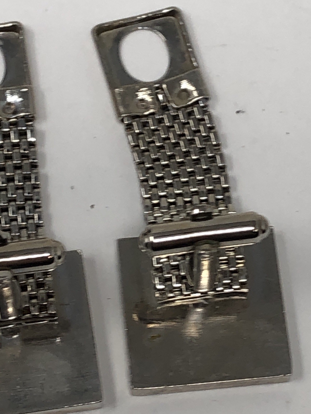 Hadley Cufflinks Wrap Around Silver Tone Mesh – Vintage