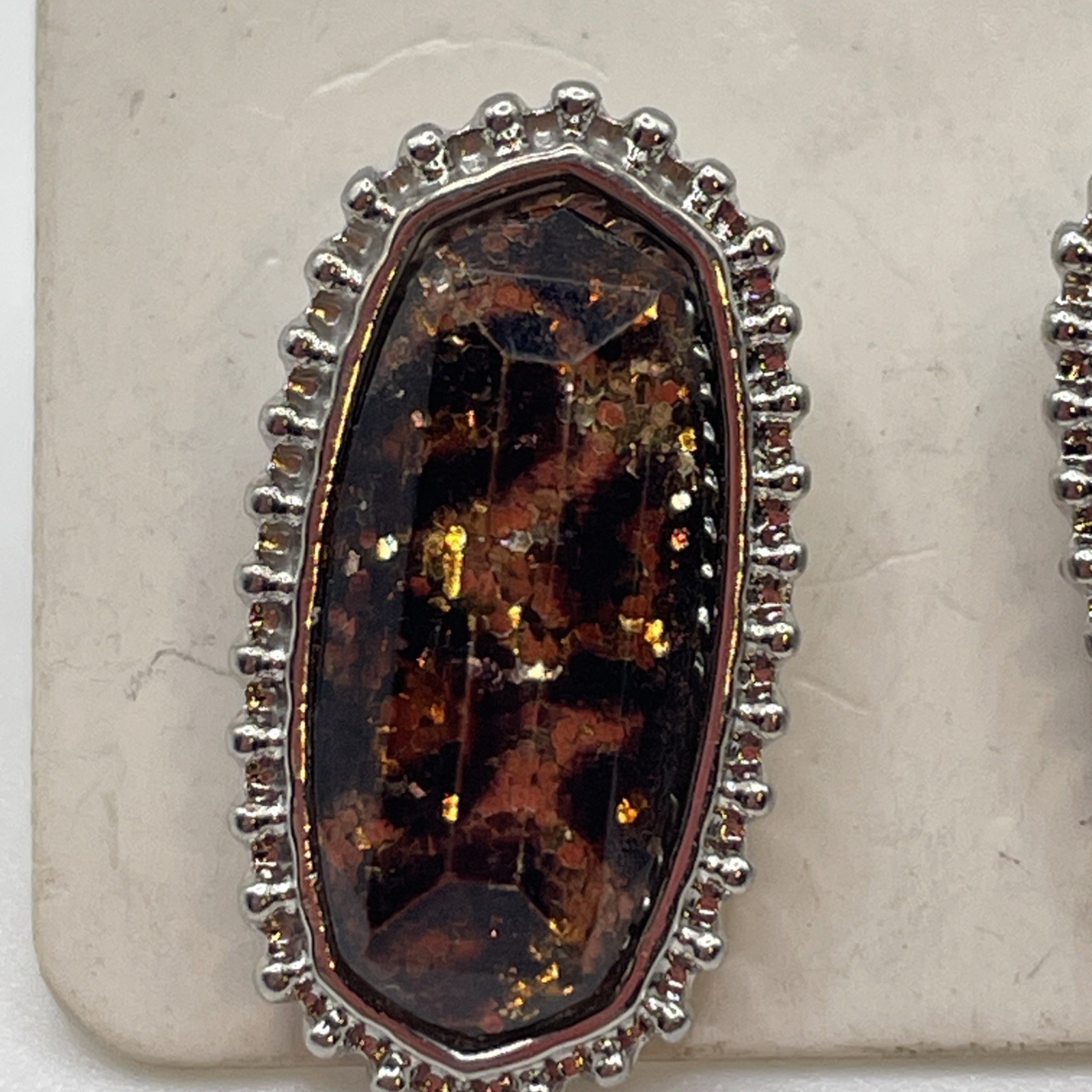 Earrings Vintage High Quality Acrylic Gem Stone Silver Tone Metal Stud Jewelry