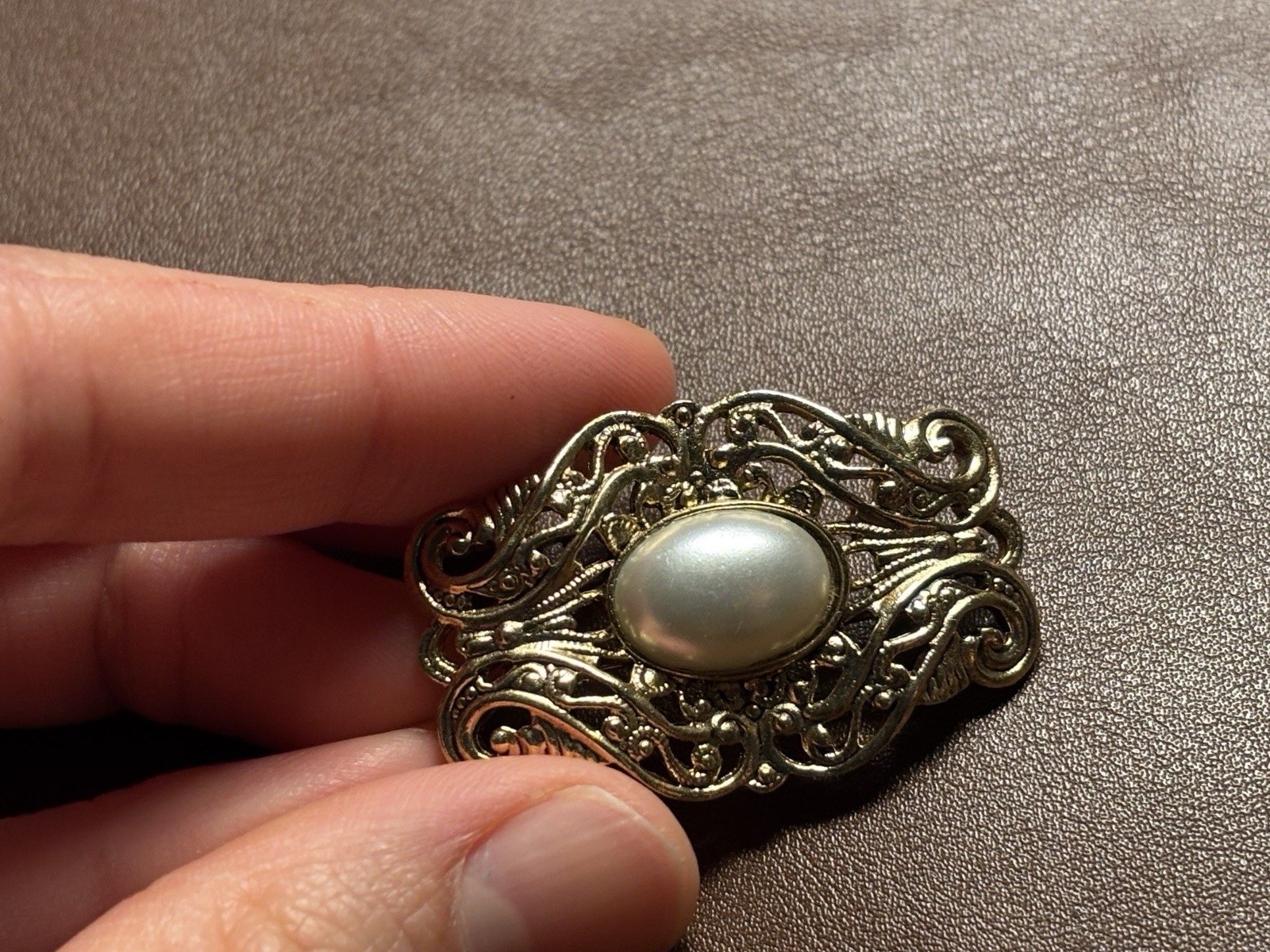 Vintage Gold Tone Filigree Brooch Pin Faux Pearl Cabochon Ornate Scrollwork