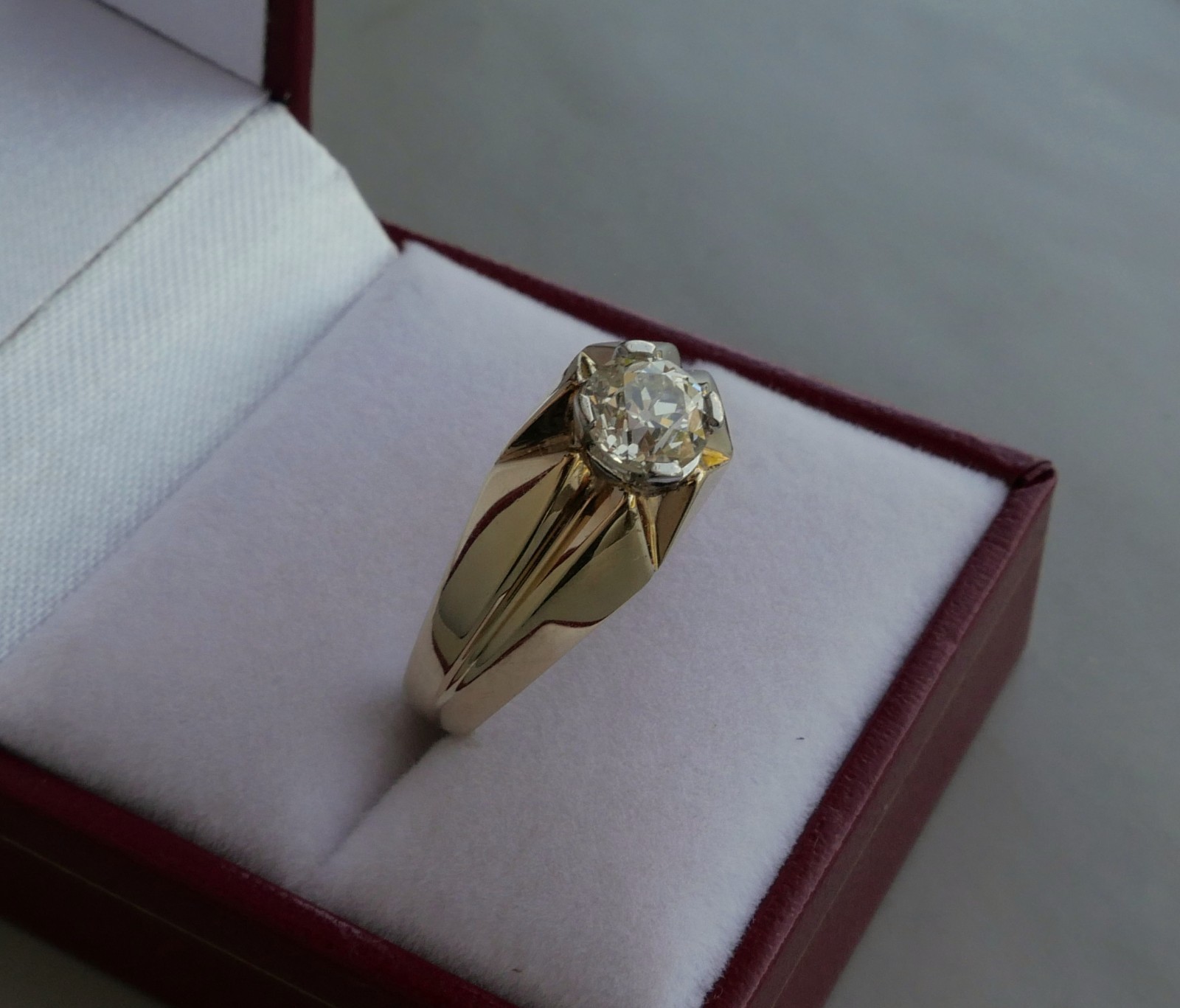Vintage 14K Yellow Gold 0.90 Ct Old European Cut Diamond Ring 5.3 Gr Sz 8.75