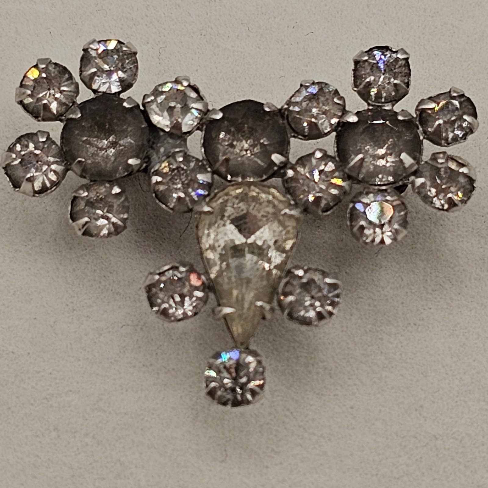 Vtg Rhinestone Brooch Pendant Clear Glass Silver Tone Floral Cluster Pin 1.5″