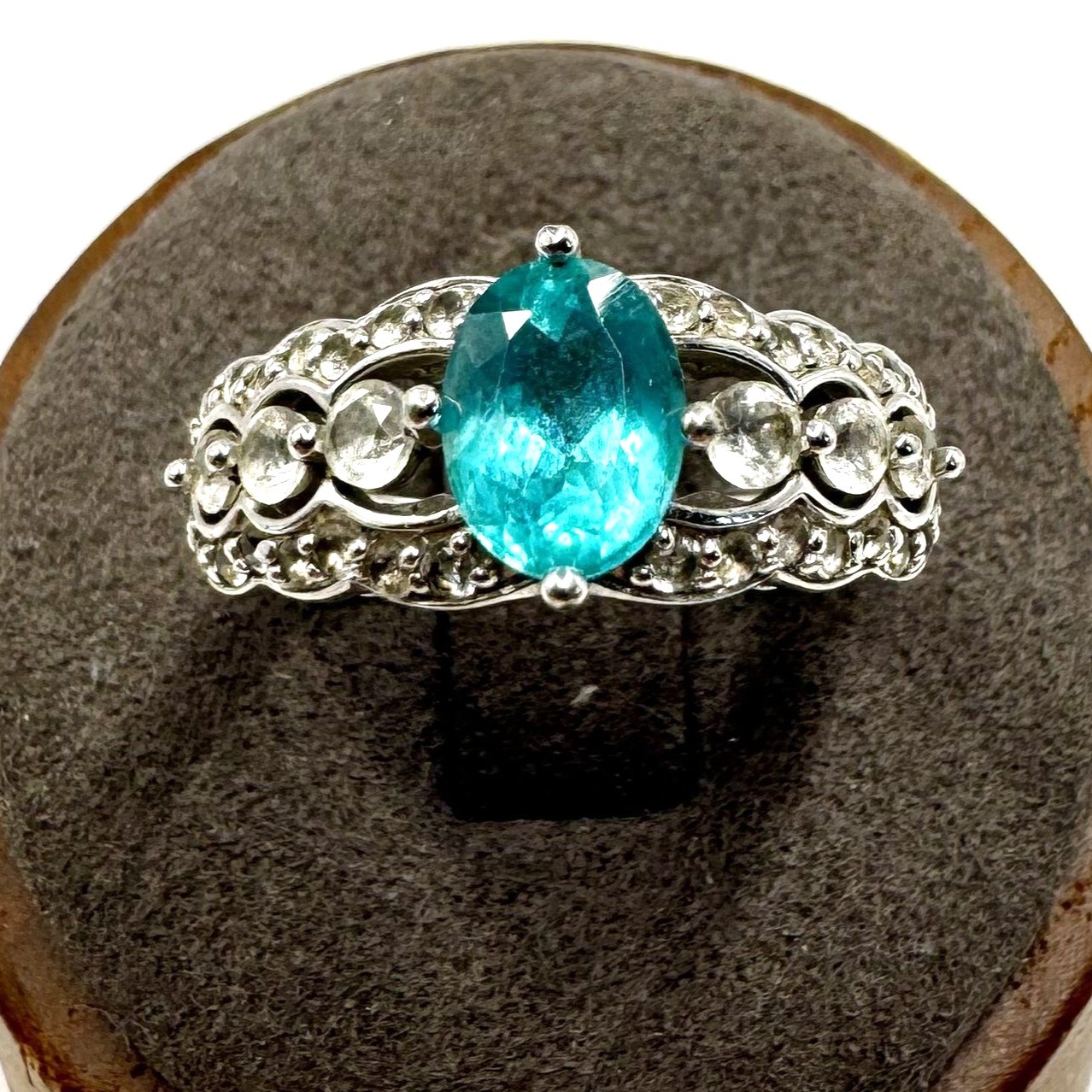 VTG Sterling Silver 925 Blue & White Gemstone Scalloped Design Ring Size 7