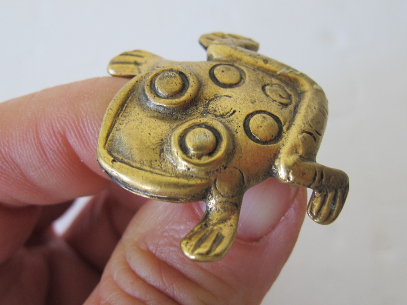 Alva Museum Replicas Vtg Matte Gold Tone Pre Columbian Frog Toad Brooch Pin C7