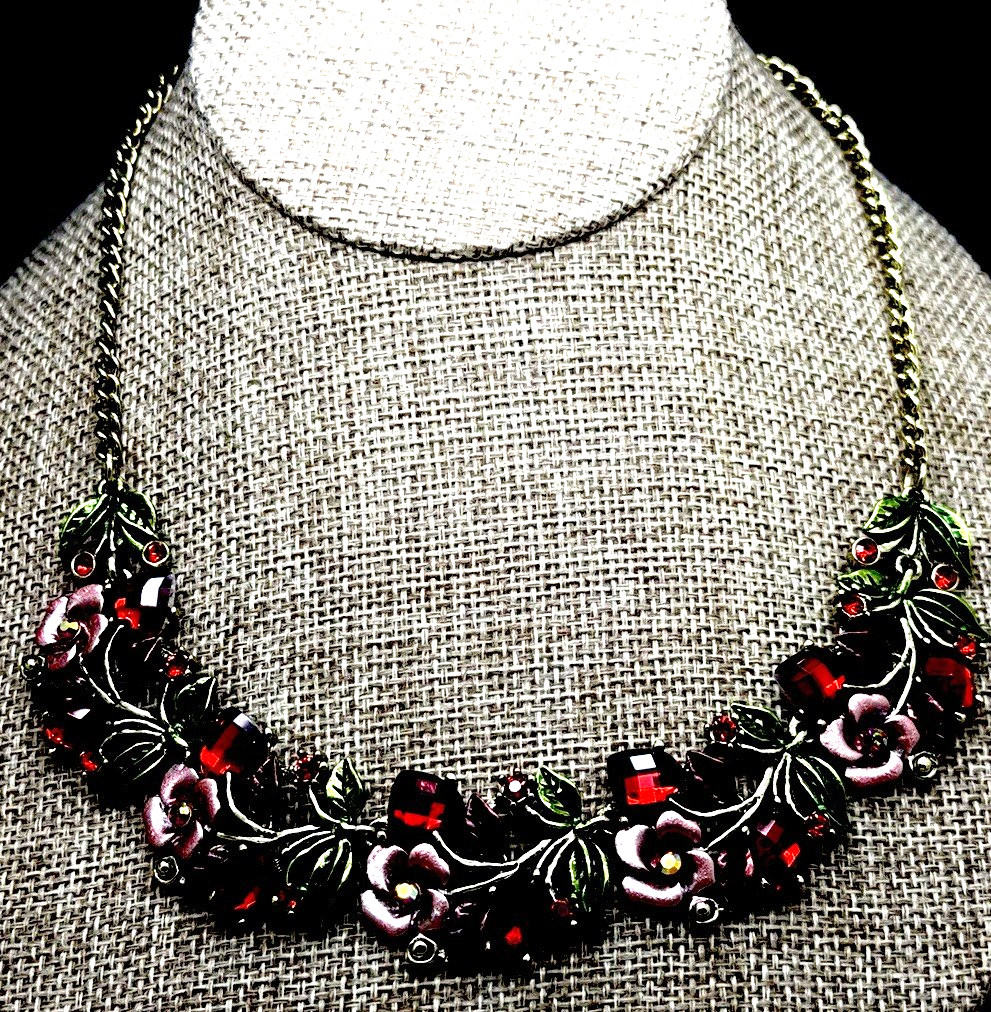 JOAN RIVERS HEARTS FLOWERS PAVE SWARVOSKI CRYSTAL GOLD TONE NECKLACE NEW