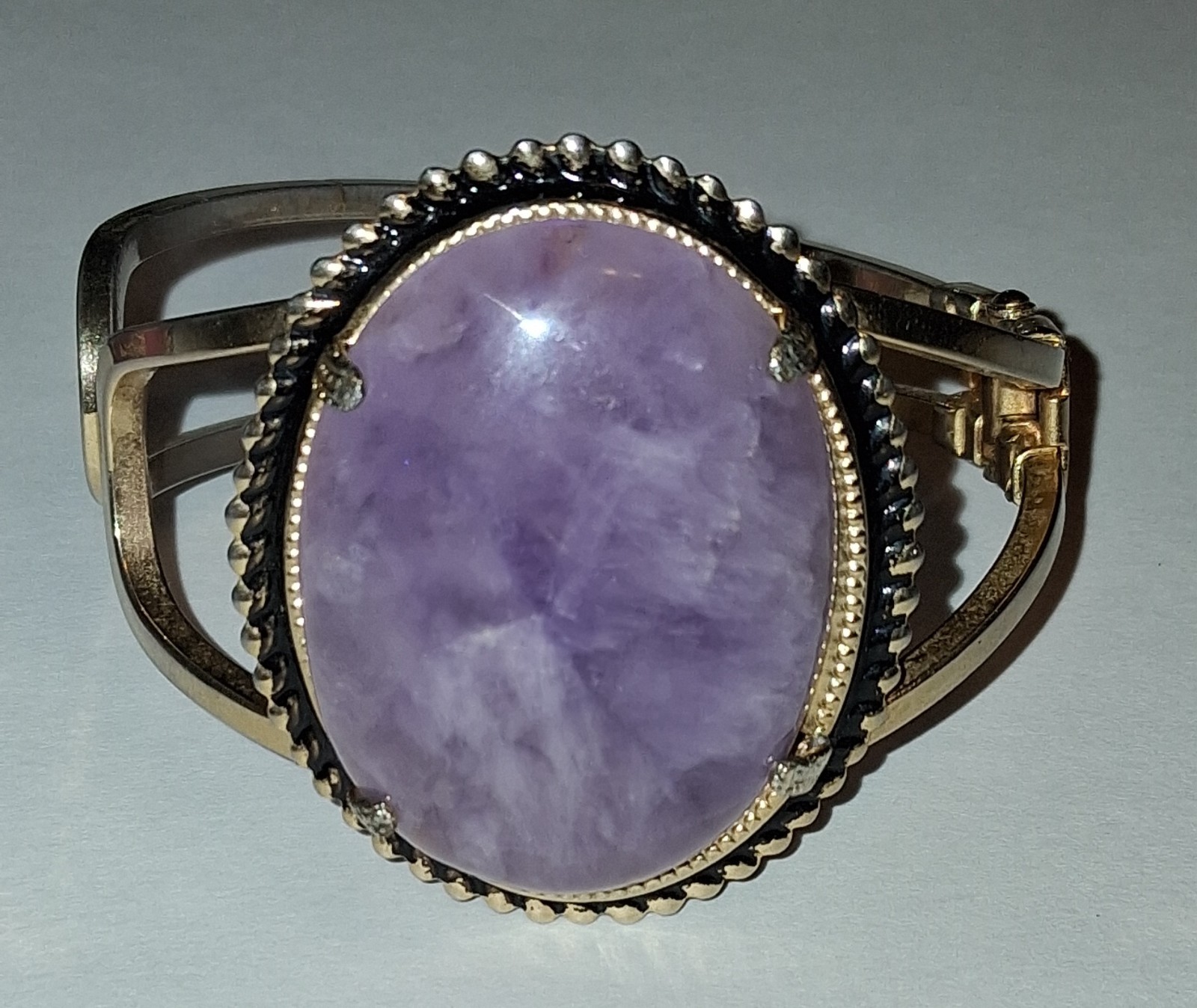 Lot of 2 Bangle Cuff Hinged Bracelets Gold Tone Fashion Butterfly/Amethyst Vtg