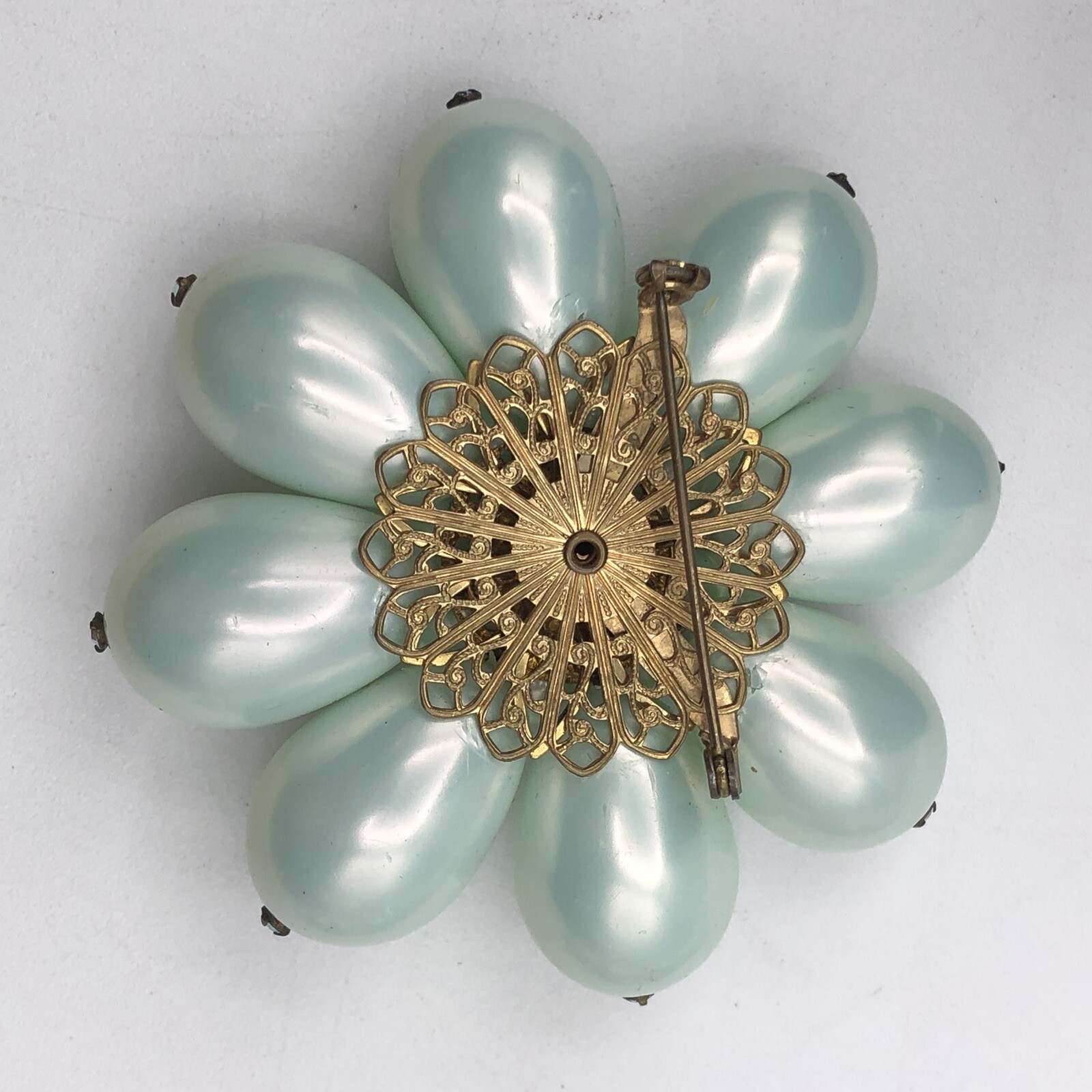 Vintage 1960’s Sea Mist Choker Earrings And Brooch Costume Jewelry Set