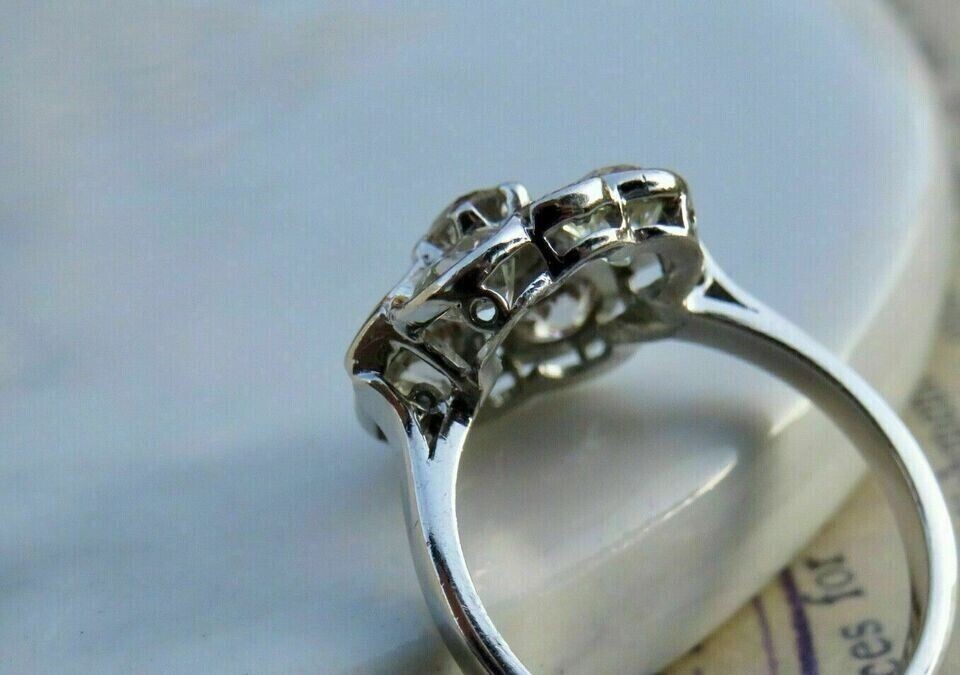 1.2Ct Vintage Style Round Cut Lab-Created Diamond Cluster 925 Silver Flower Ring