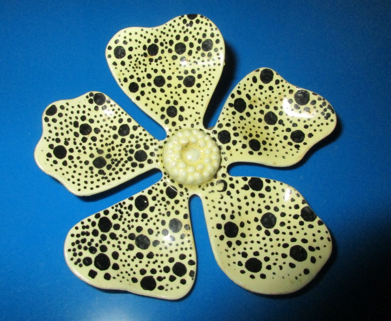 Vintage Yellow Enamel Finish w/Black Polka Dots Calico Flower Brooch – W Germany