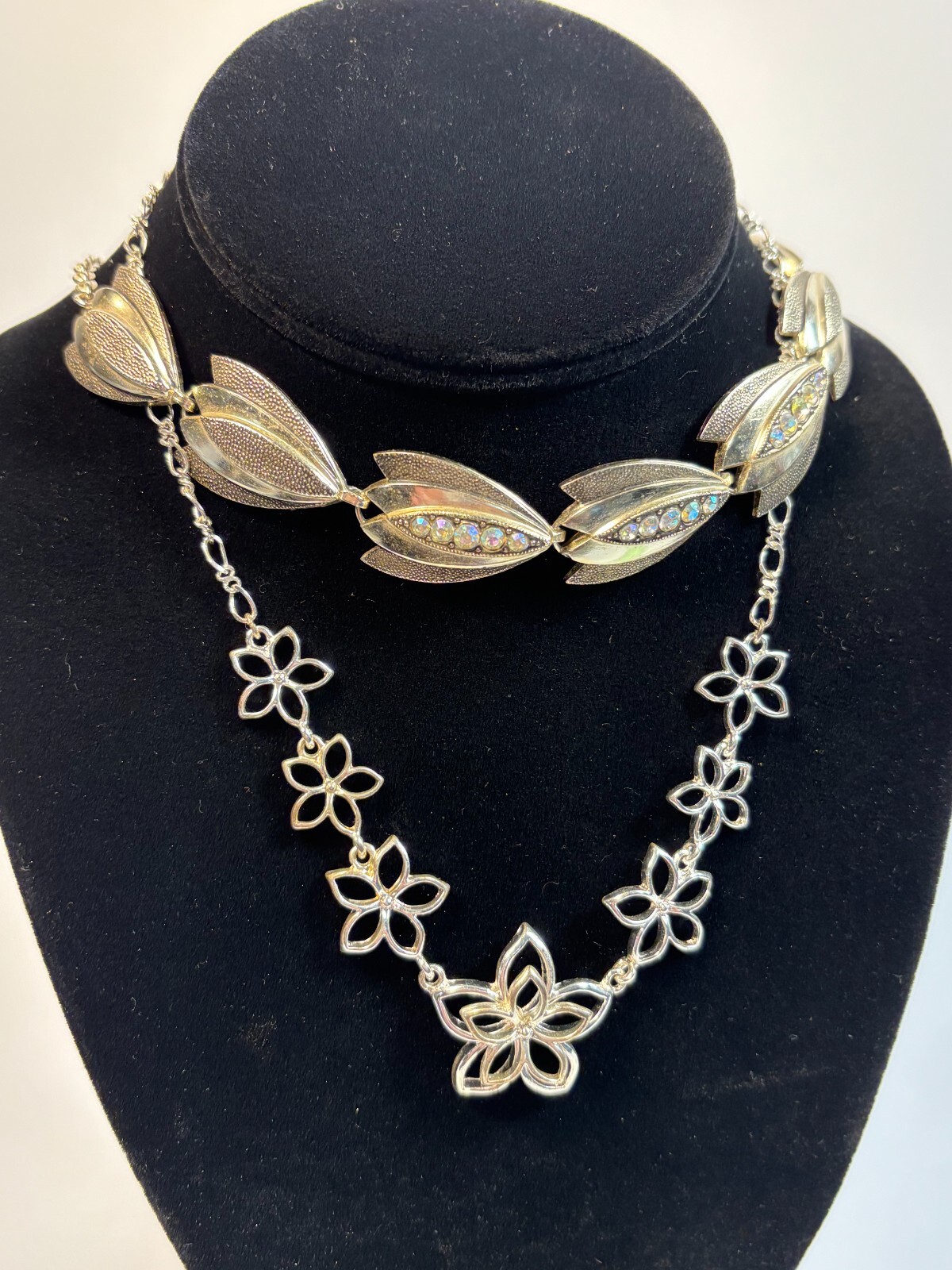Choker Necklaces in Silver Tone with Chunky Maximalist Design Lightweight 14 in