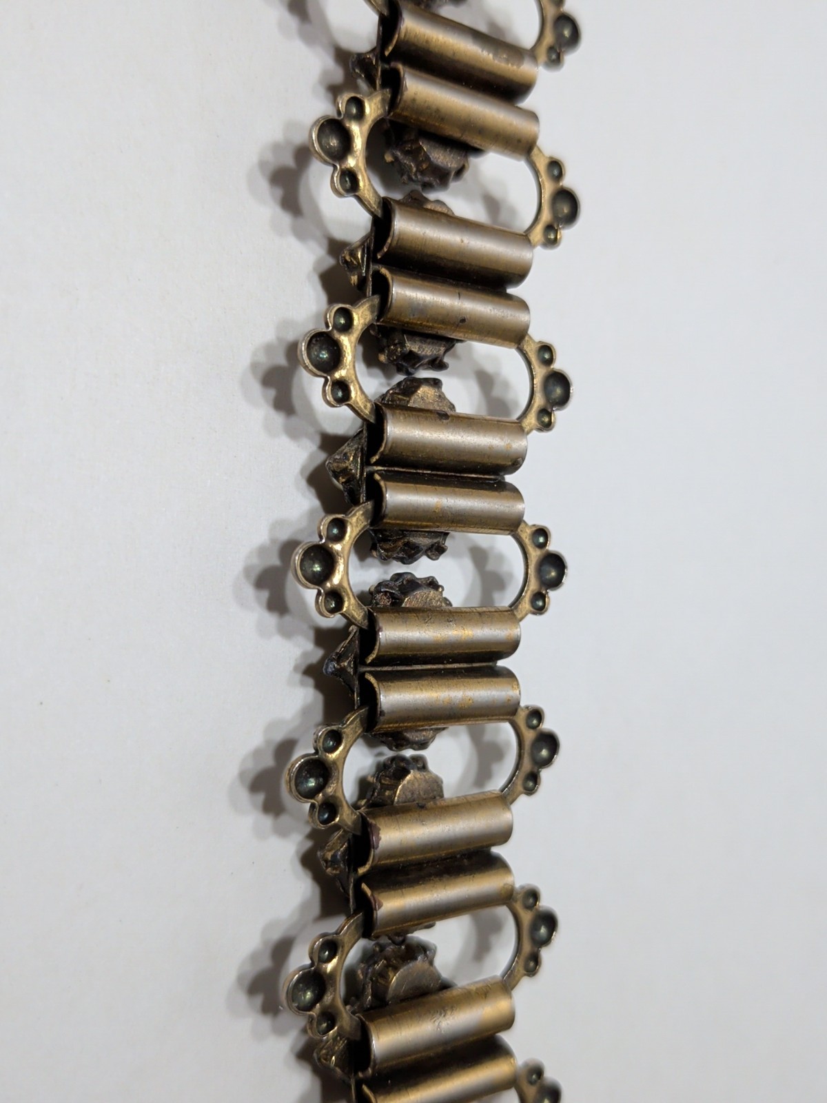 ✨VINTAGE✨ 1950s 8″ Bracelet Blue Stones Small Pearls Gold Tone Filigree Copper?