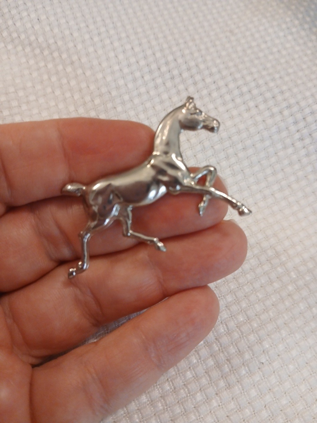Vintage Beau Sterling Silver Horse Pin Brooch Equestrian Trotting Running 1.5″